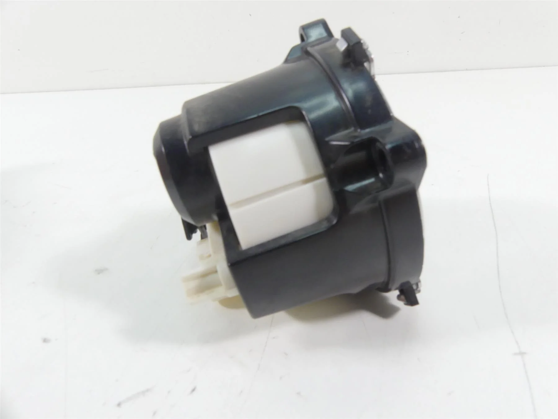 2014 Harley Touring FLHX Street Glide Fuel Level Gauge Instrument 70900296 - Image 3