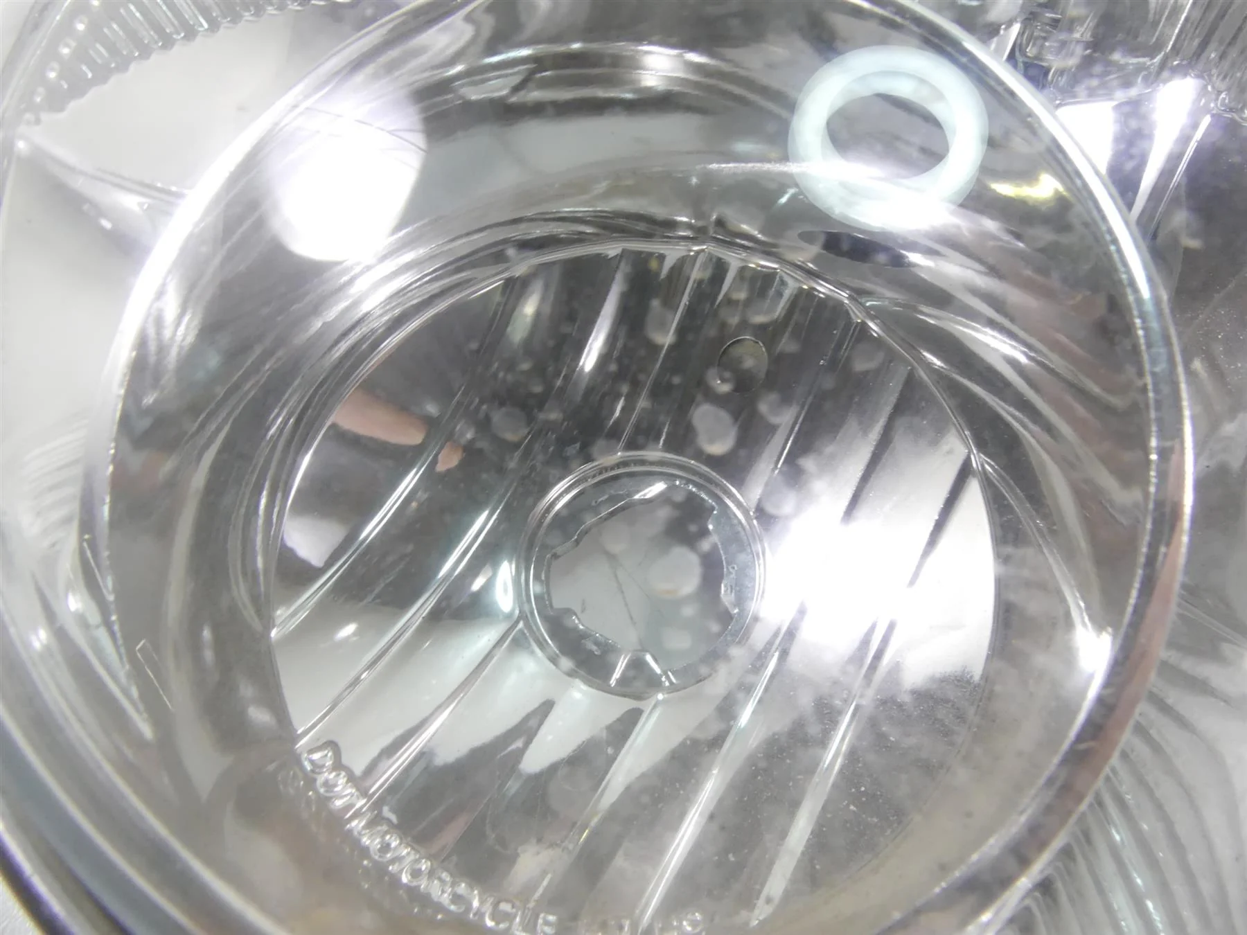 2014 Harley Touring FLHX Street Glide Headlight Head Light Lamp Housing 67700064 - Image 8