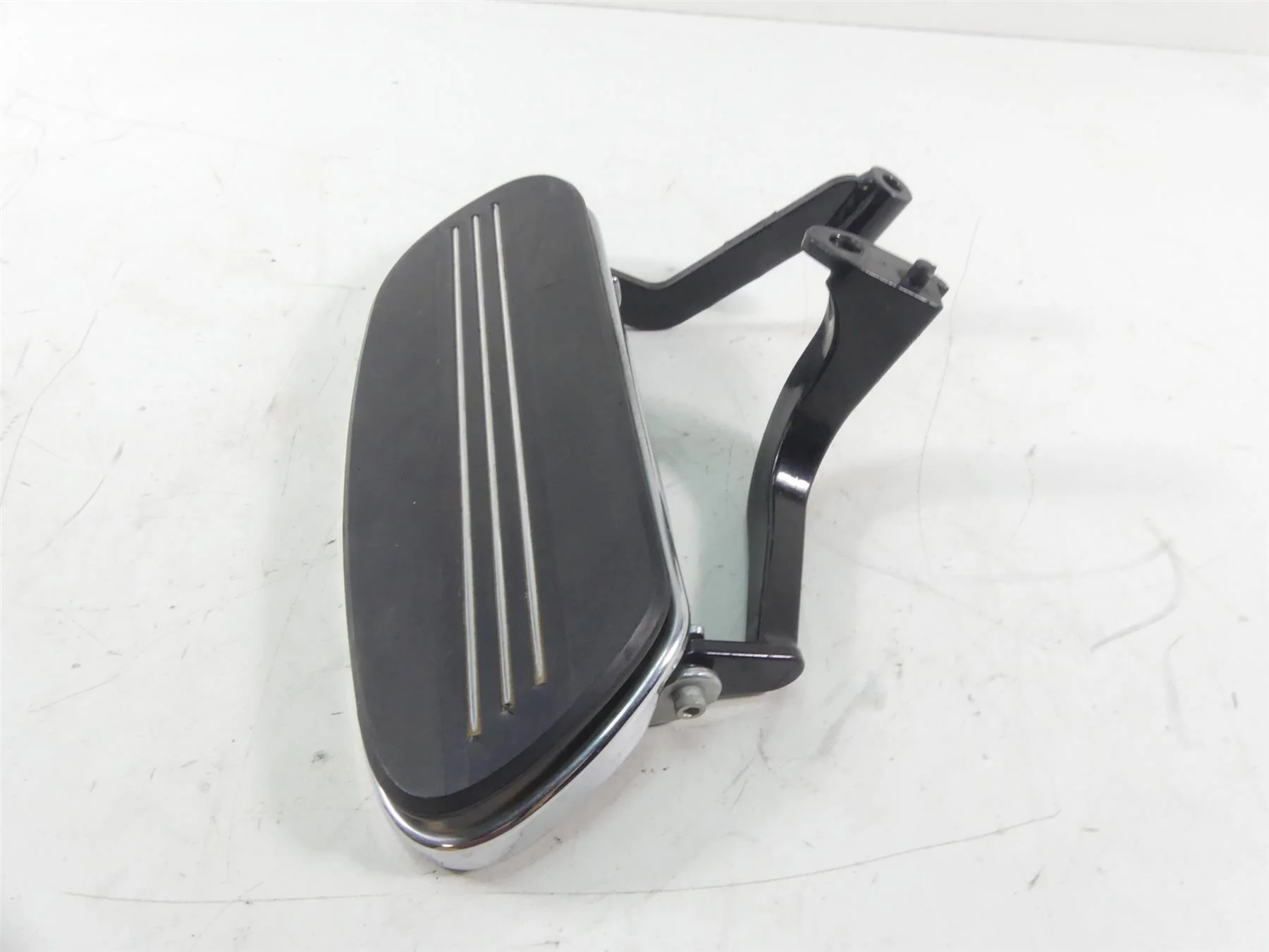 2014 Harley Touring FLHX Street Glide Left Front Rider Floor Board  50622-09A - Image 2