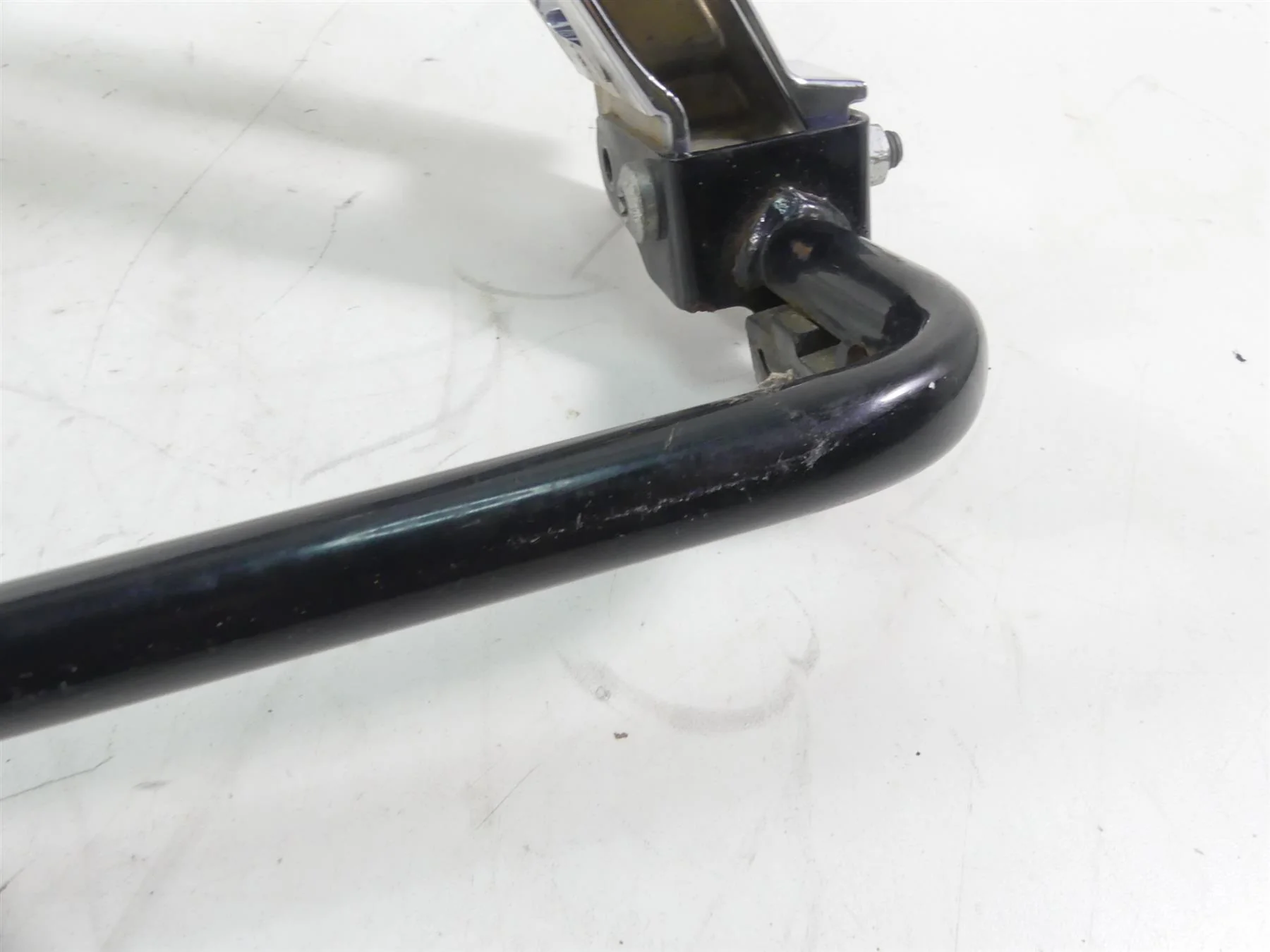 2014 Harley Touring FLHX Street Glide Left Rear Saddlebag Support Stay 90200503 - Image 9