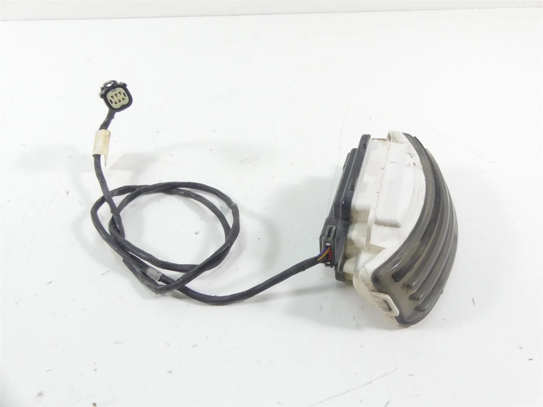 2014 Harley Touring FLHX Street Glide Taillight Smoked Tail Light Lamp 5859370 - Image 4