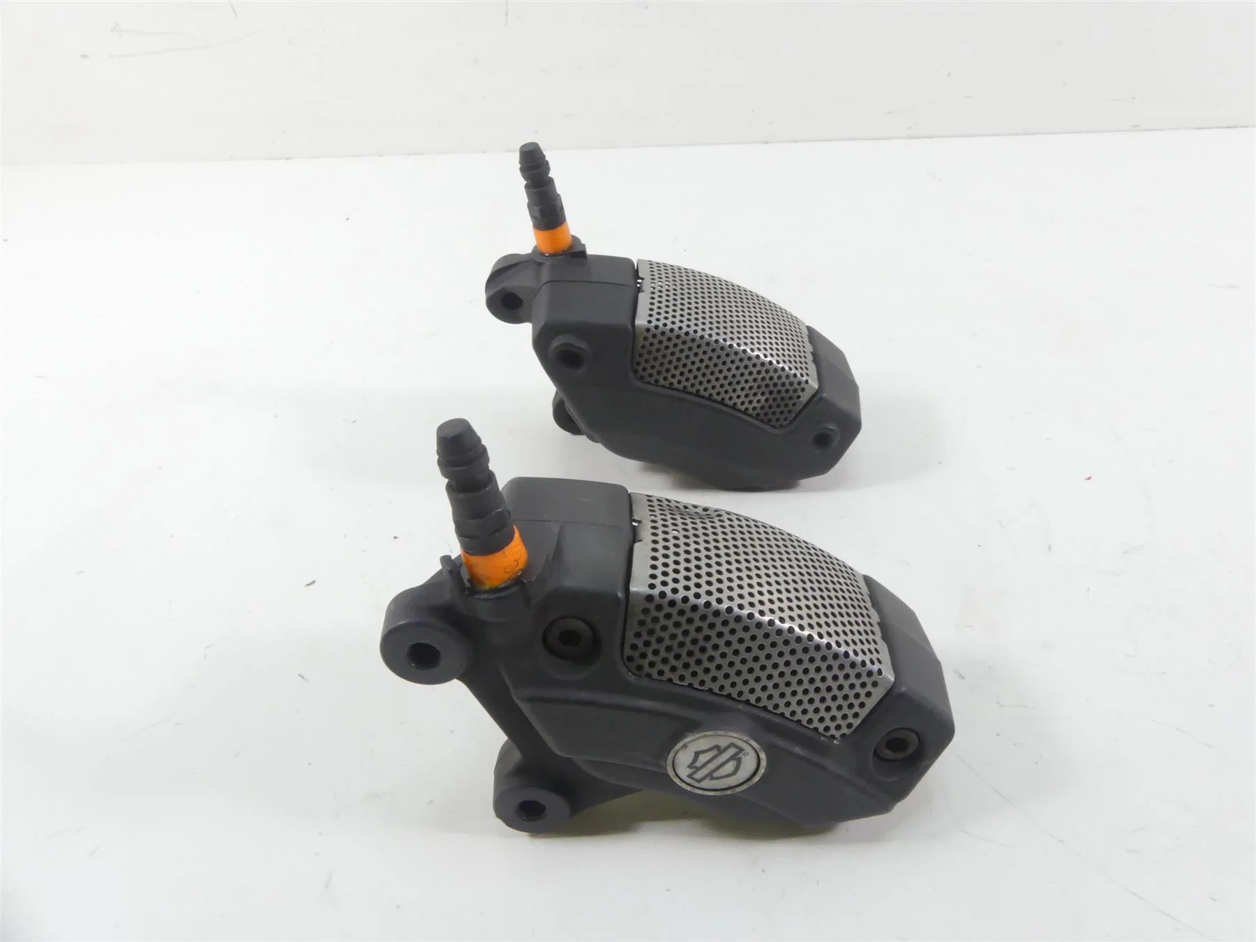 2014 Harley Touring FLHXS Street Glide Sp Front Brake Caliper Set 43027-08