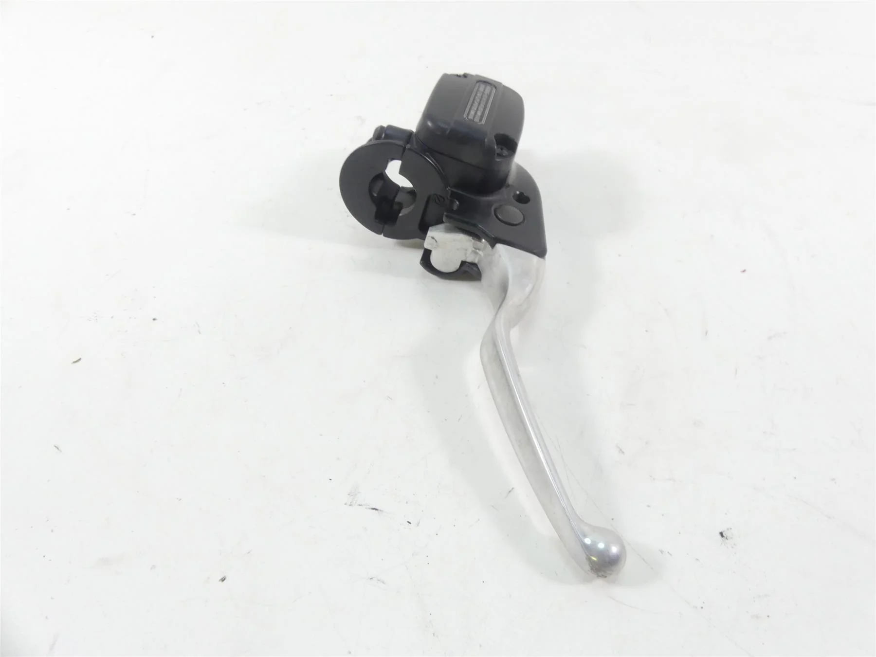 2014 Harley Touring FLHXS Street Glide Sp Front Brake Master Cylinder 44551-08F - Image 4