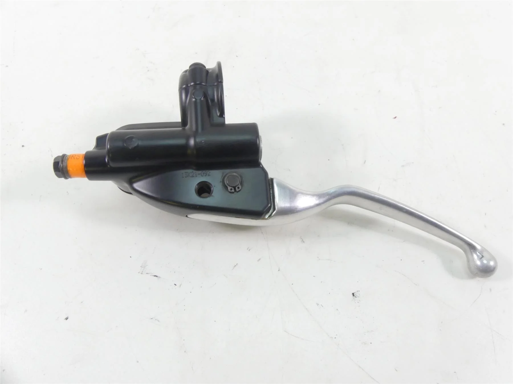 2014 Harley Touring FLHXS Street Glide Sp Front Brake Master Cylinder 44551-08F - Image 6