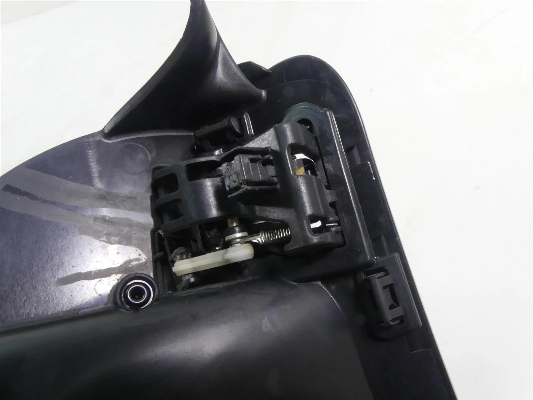2014 Harley Touring FLHXS Street Glide Sp Front Fairing Air Duct Inlet 29200003 - Image 6
