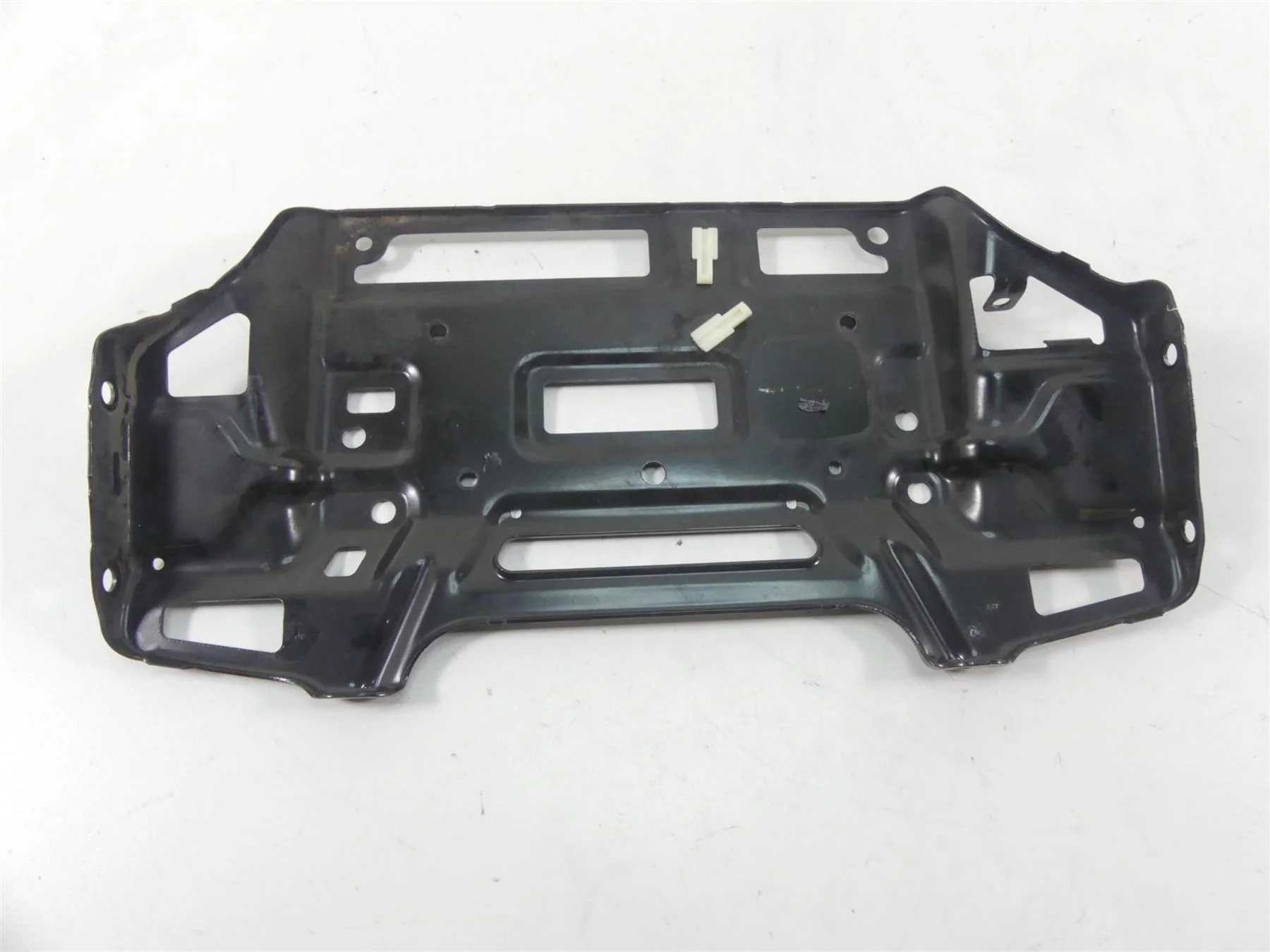2014 Harley Touring FLHXS Street Glide Sp Front Fairing Bracket Set 57000186 - Image 5