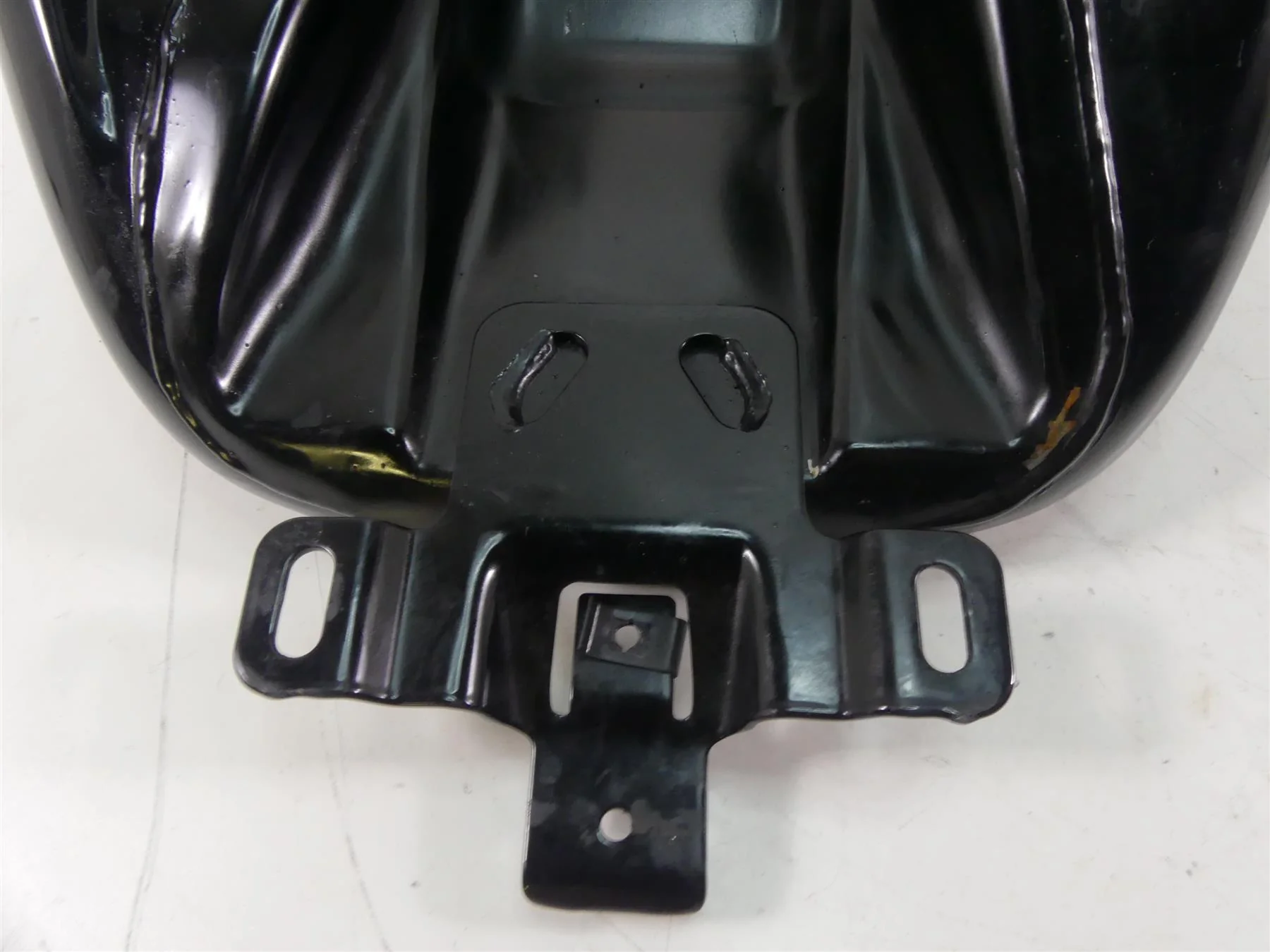2014 Harley Touring FLHXS Street Glide Sp Fuel Gas Petrol Tank - Dented 61356-08 - Image 8