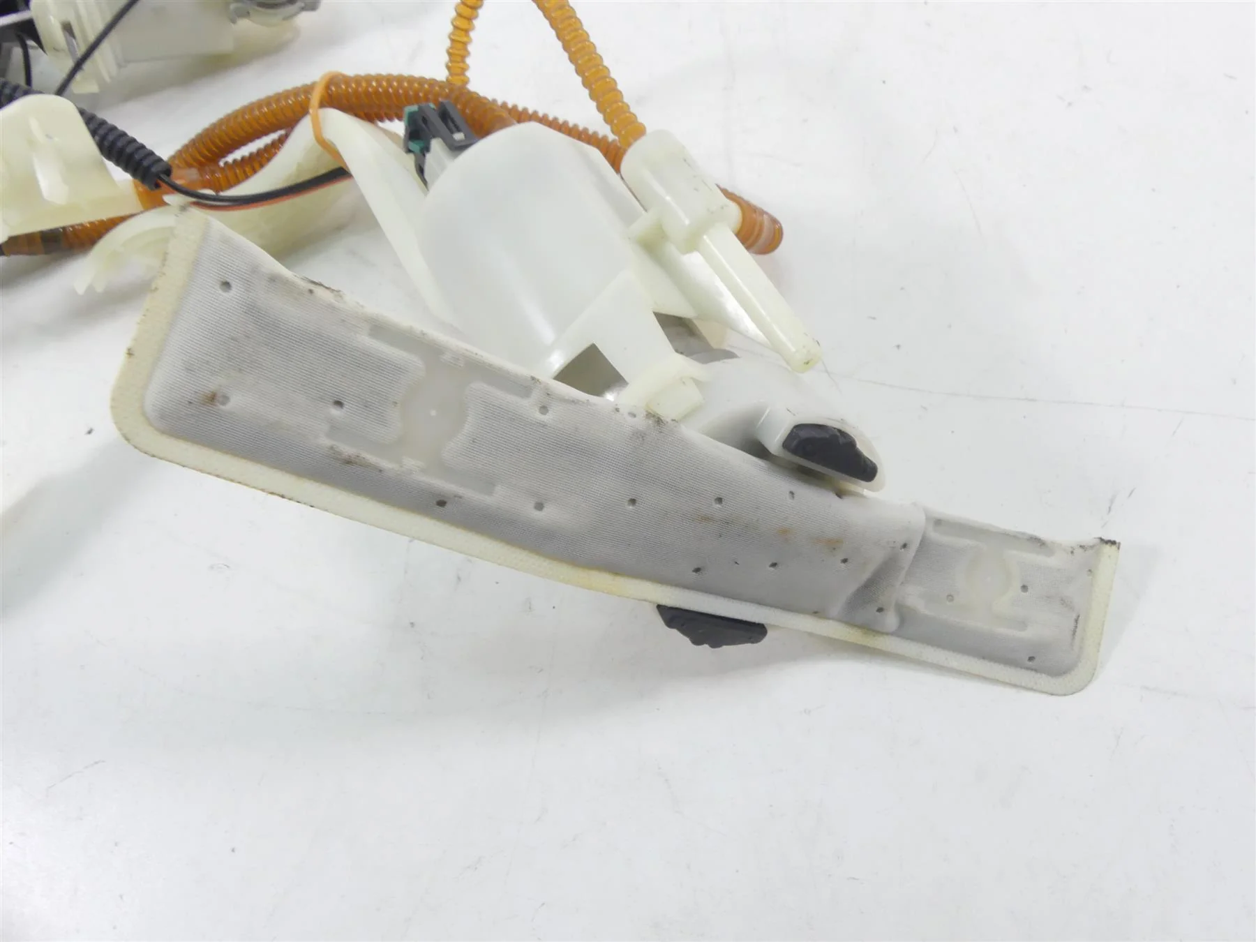2014 Harley Touring FLHXS Street Glide Sp Fuel Petrol Pump - For Parts 62908-08 - Image 9