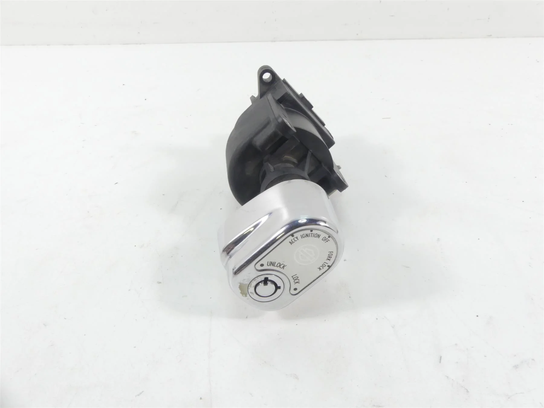 2014 Harley Touring FLHXS Street Glide Sp Ignition Switch Lock - VIN 71400012A