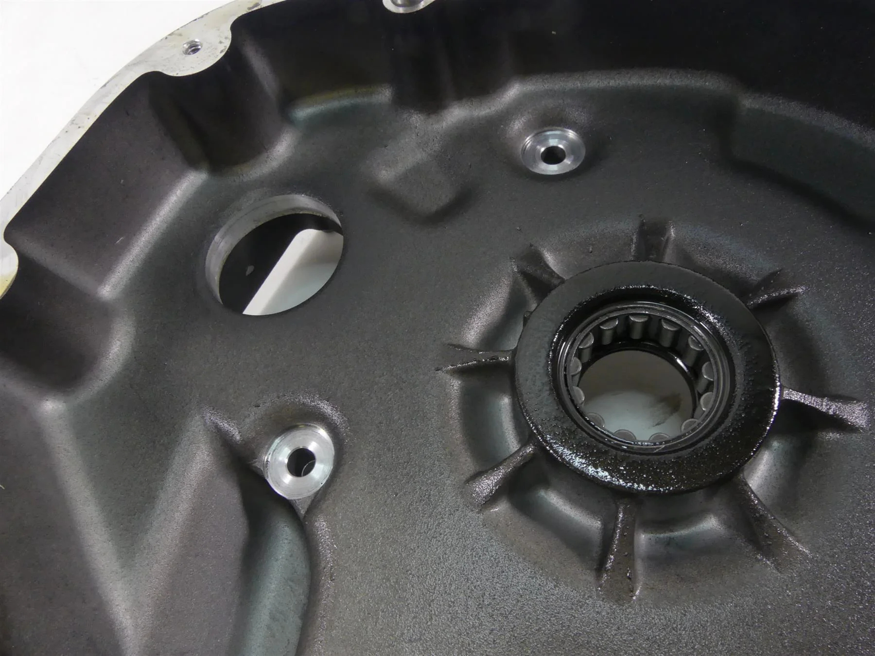2014 Harley Touring FLHXS Street Glide Sp Inner Primary Drive Cover 60677-07A - Image 7