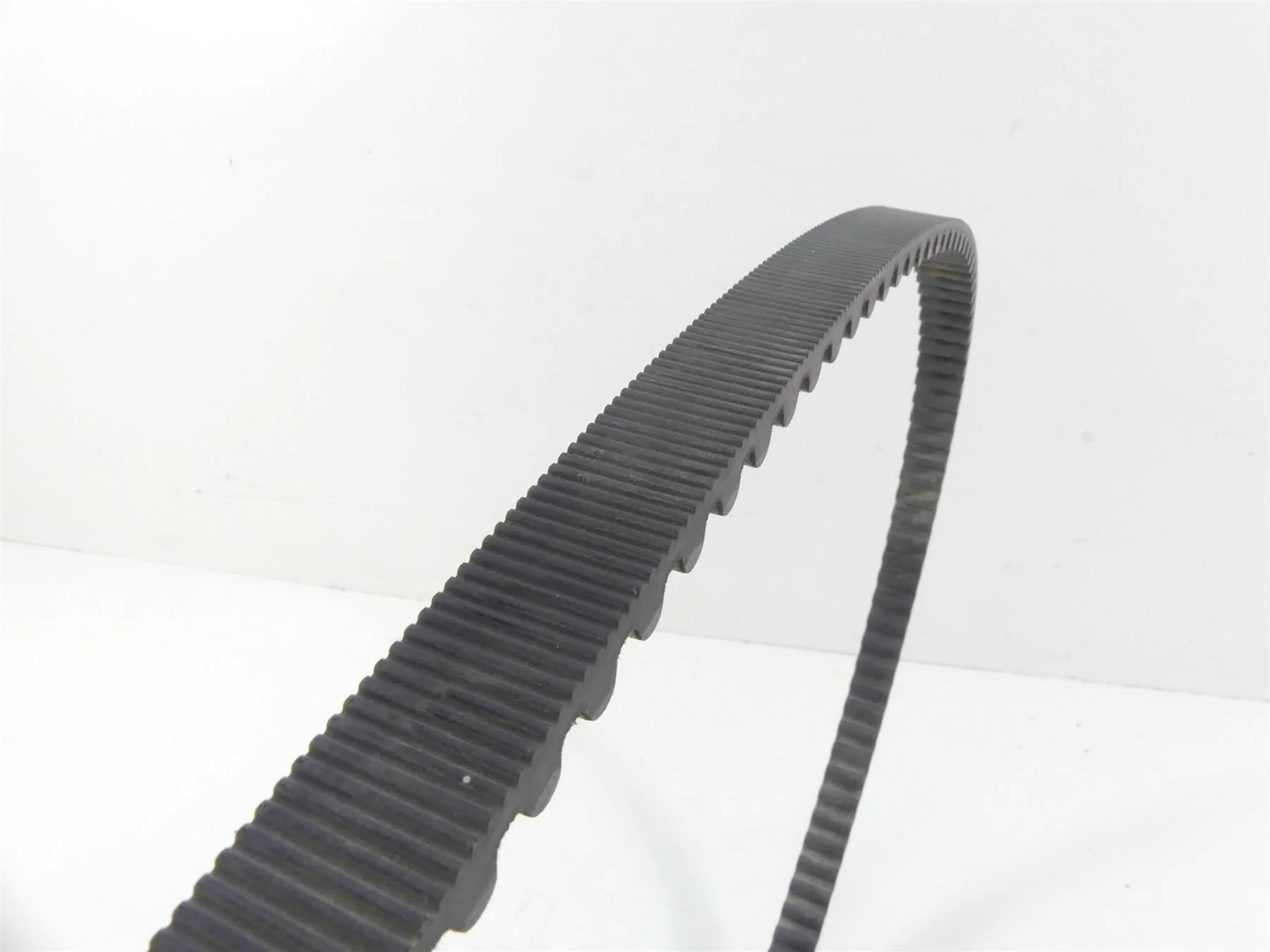 2014 Harley Touring FLHXS Street Glide Sp Main Drive Belt 140T 1" 40024-09A - Image 3