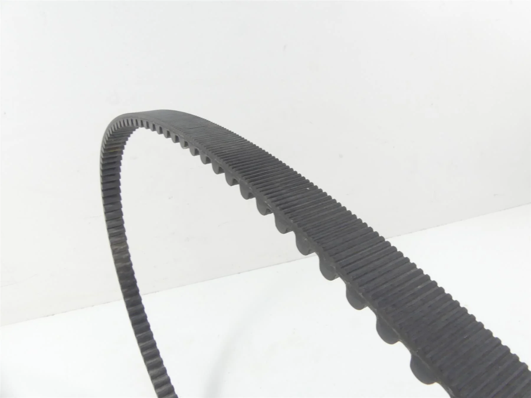 2014 Harley Touring FLHXS Street Glide Sp Main Drive Belt 140T 1" 40024-09A - Image 4