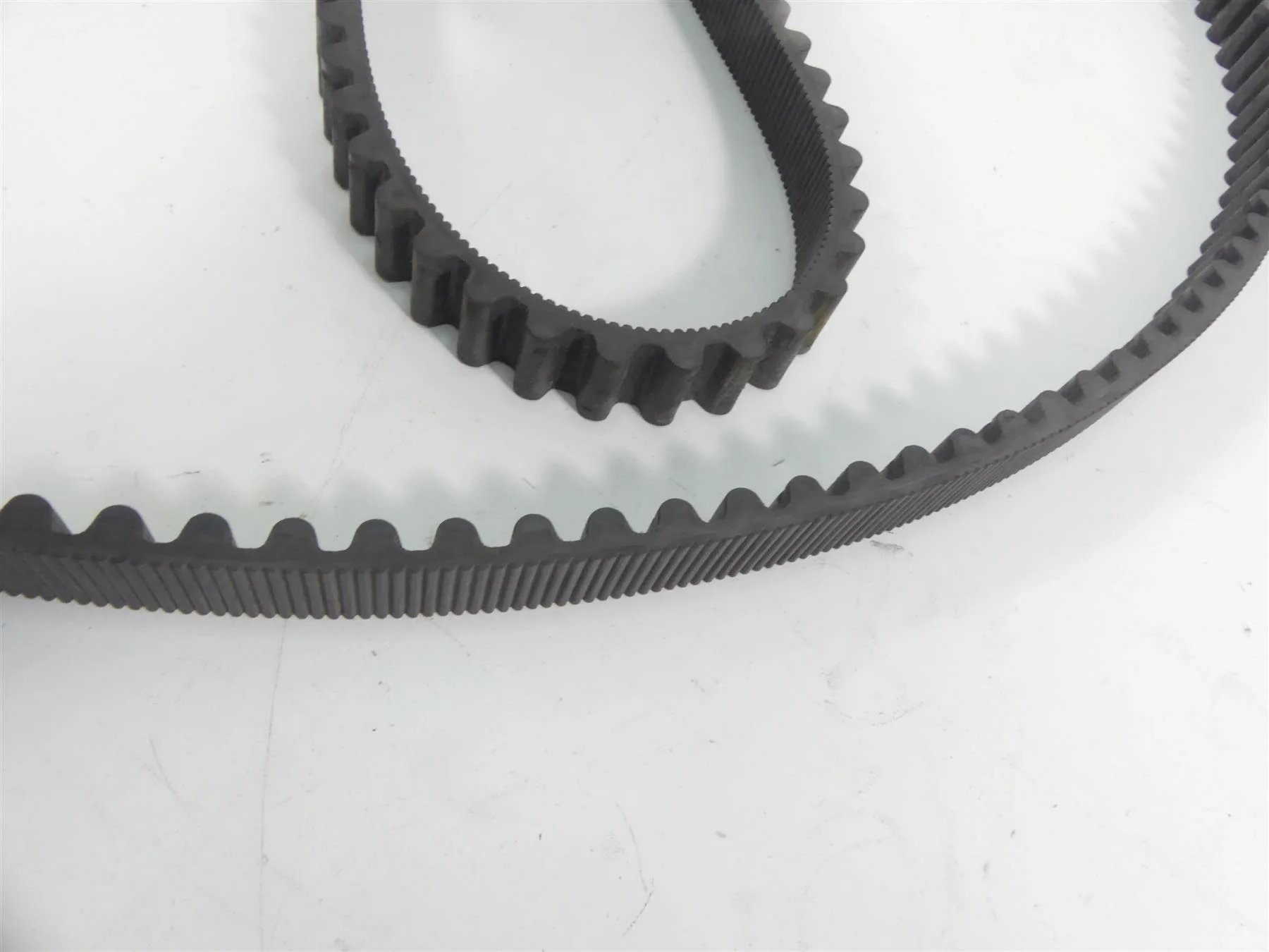 2014 Harley Touring FLHXS Street Glide Sp Main Drive Belt 140T 1" 40024-09A - Image 7