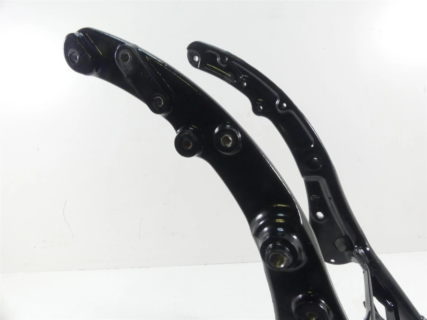2014 Harley Touring FLHXS Street Glide Sp Straight Subframe Sub Frame 48079-09 - Image 10
