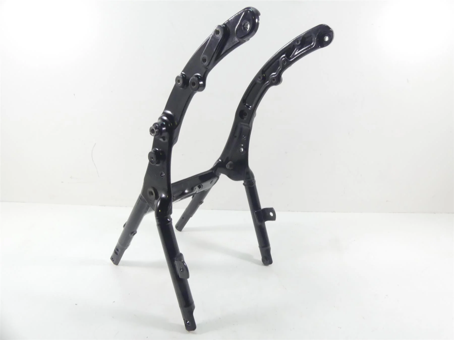 2014 Harley Touring FLHXS Street Glide Sp Straight Subframe Sub Frame 48079-09 - Image 5