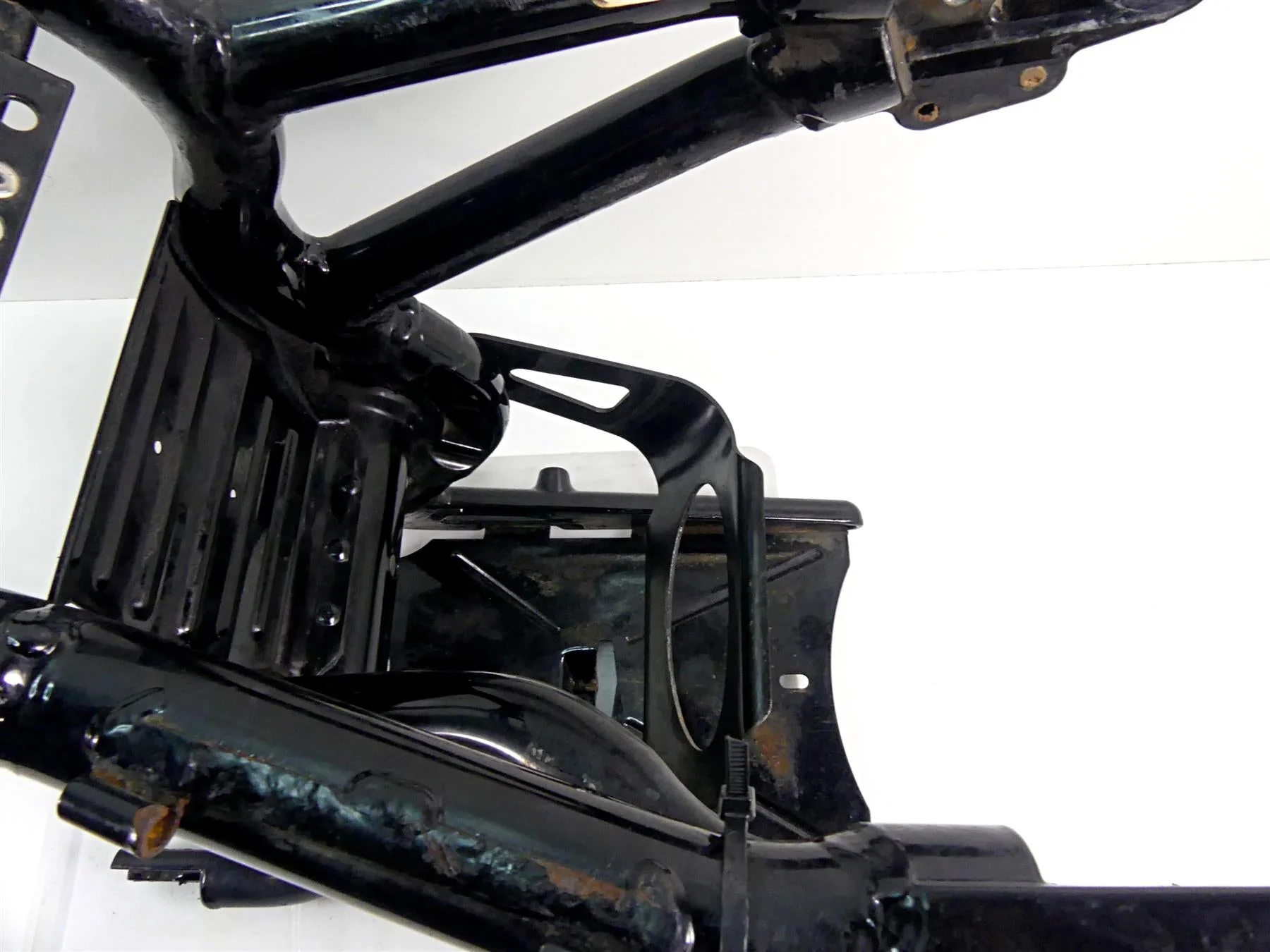 2014 Harley VRSCF Muscle V-Rod Straight Main Frame Chassis With Clean Texas Title - Read 47764-08 - Image 12