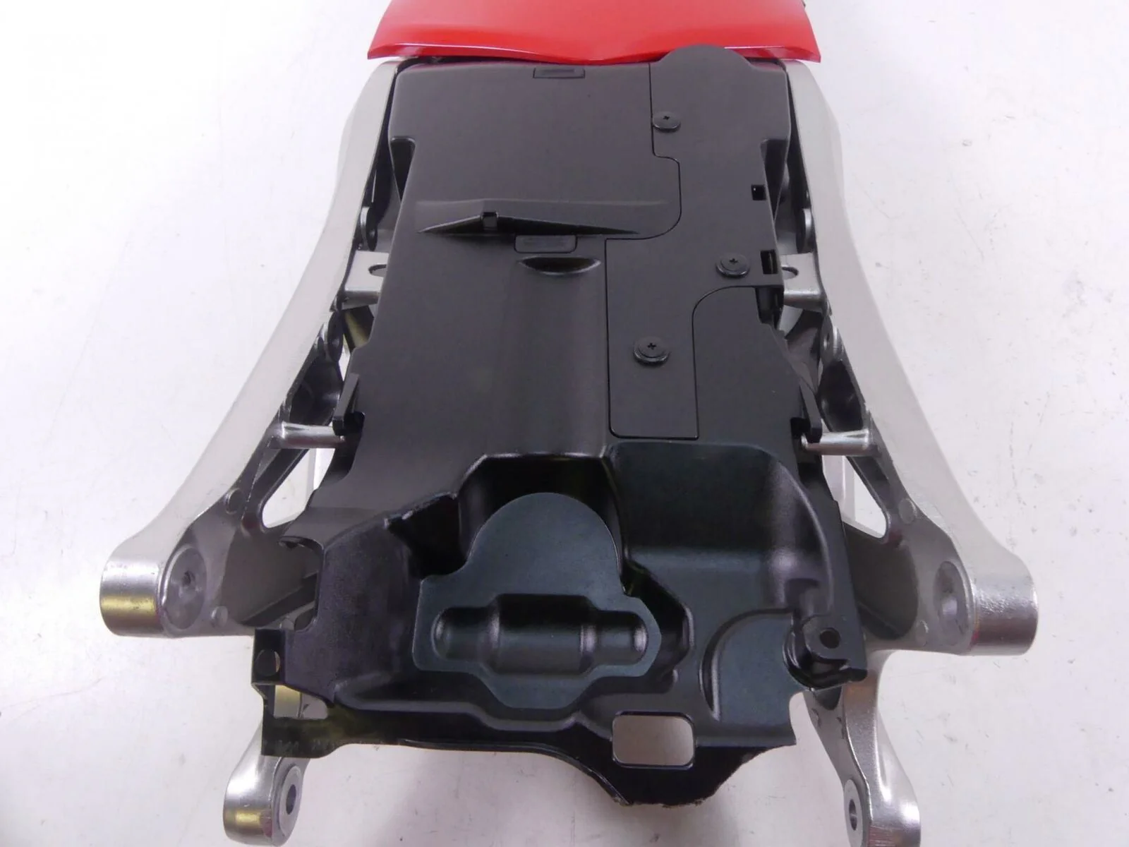 2014 Honda CBR1000 SP Fireblade Straight Sub Frame Subframe 50200-MGP-D80ZA - Image 8