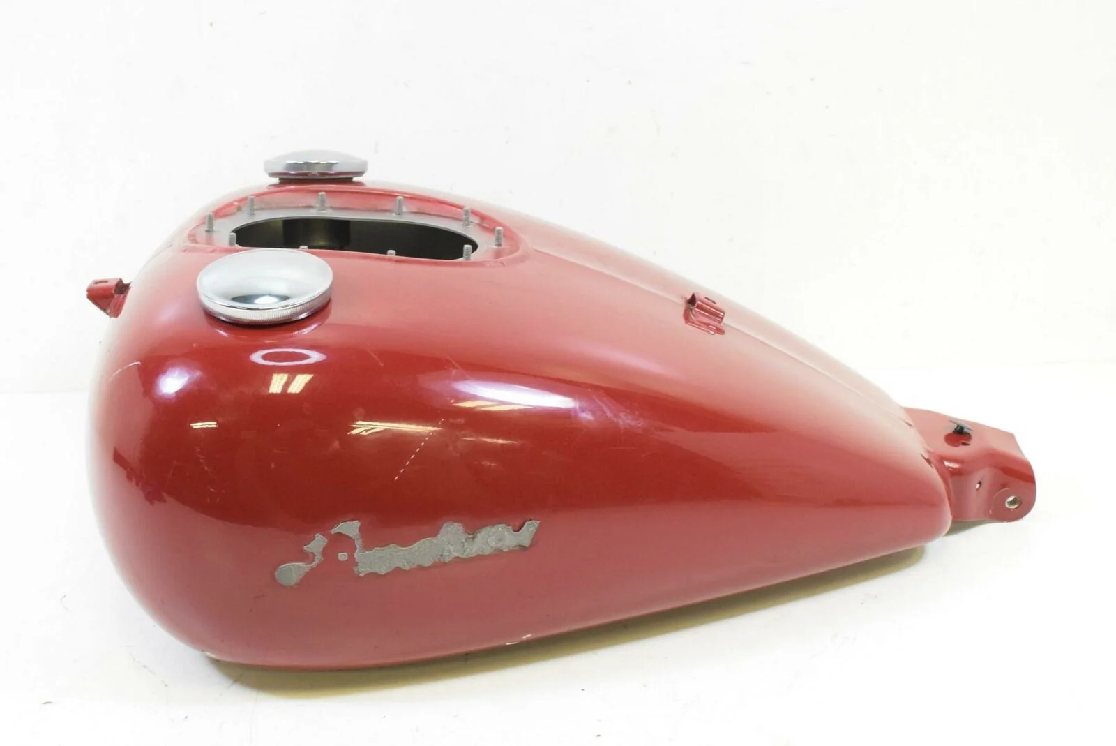 2014 Indian Chief Vintage Fuel Gas Petrol Tank 1018972 &1021997 - Image 3