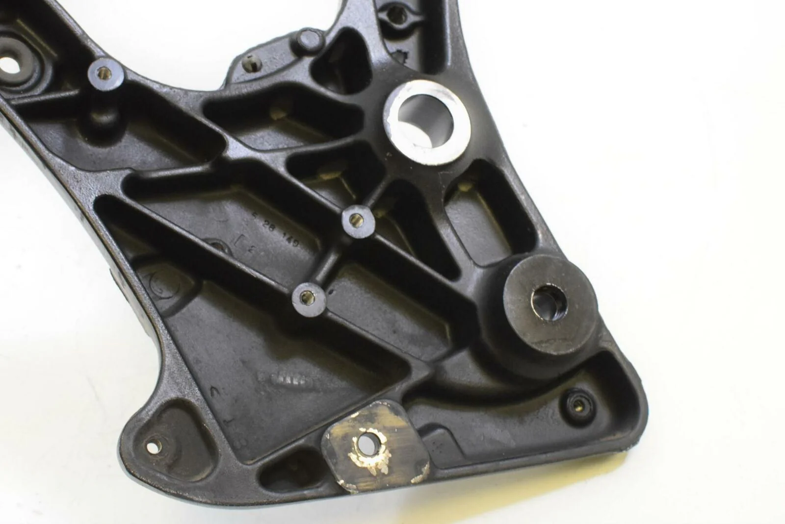 2014 Indian Chief Vintage Left Main Frame Plate Mount Bracket Support 5138128 - Image 10