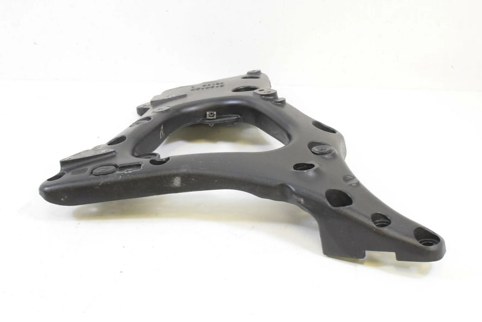 2014 Indian Chief Vintage Left Main Frame Plate Mount Bracket Support 5138128 - Image 2