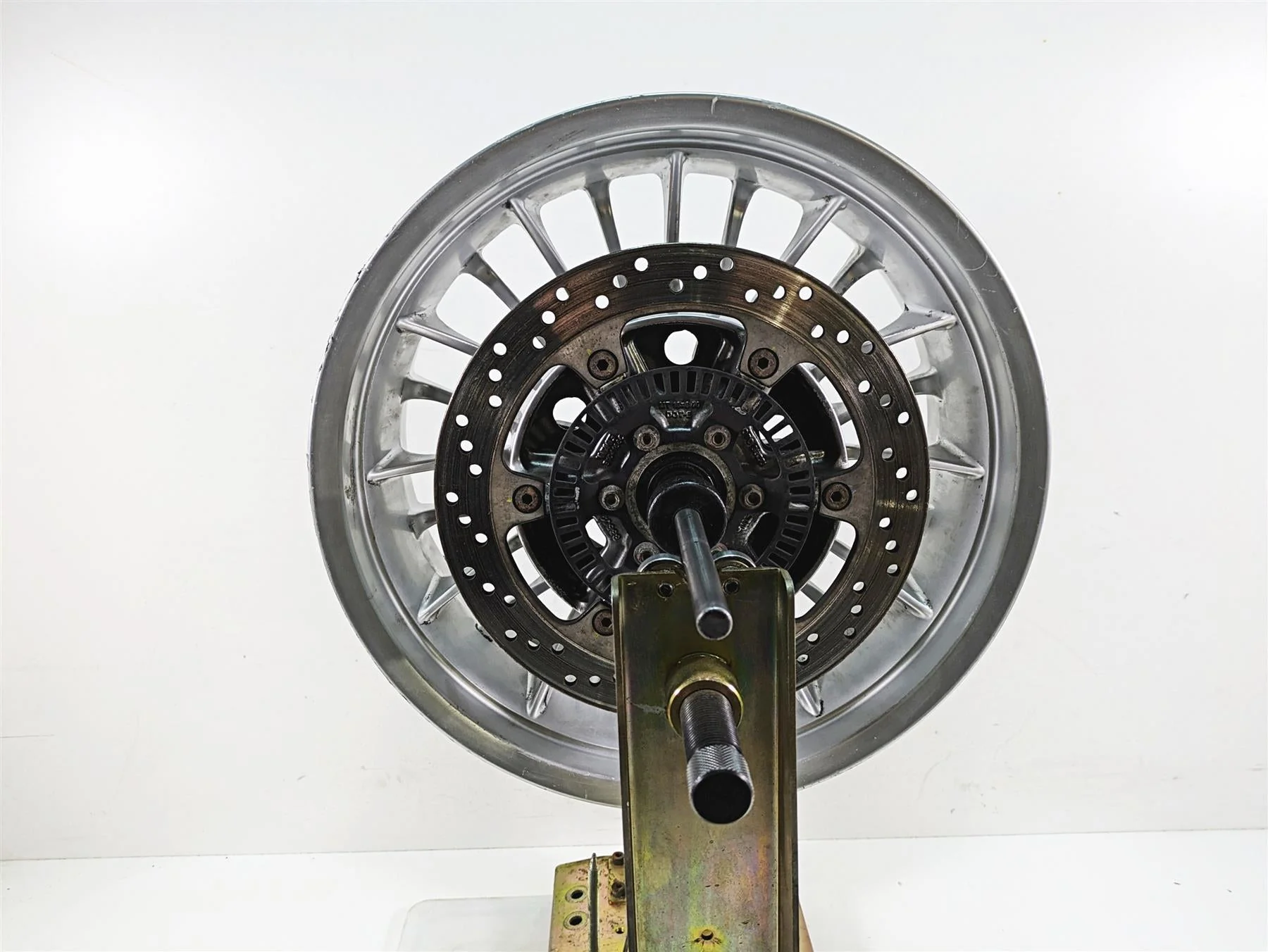 2014 Moto Guzzi California 1400 T 16x6 Rear Wheel Rim 887529