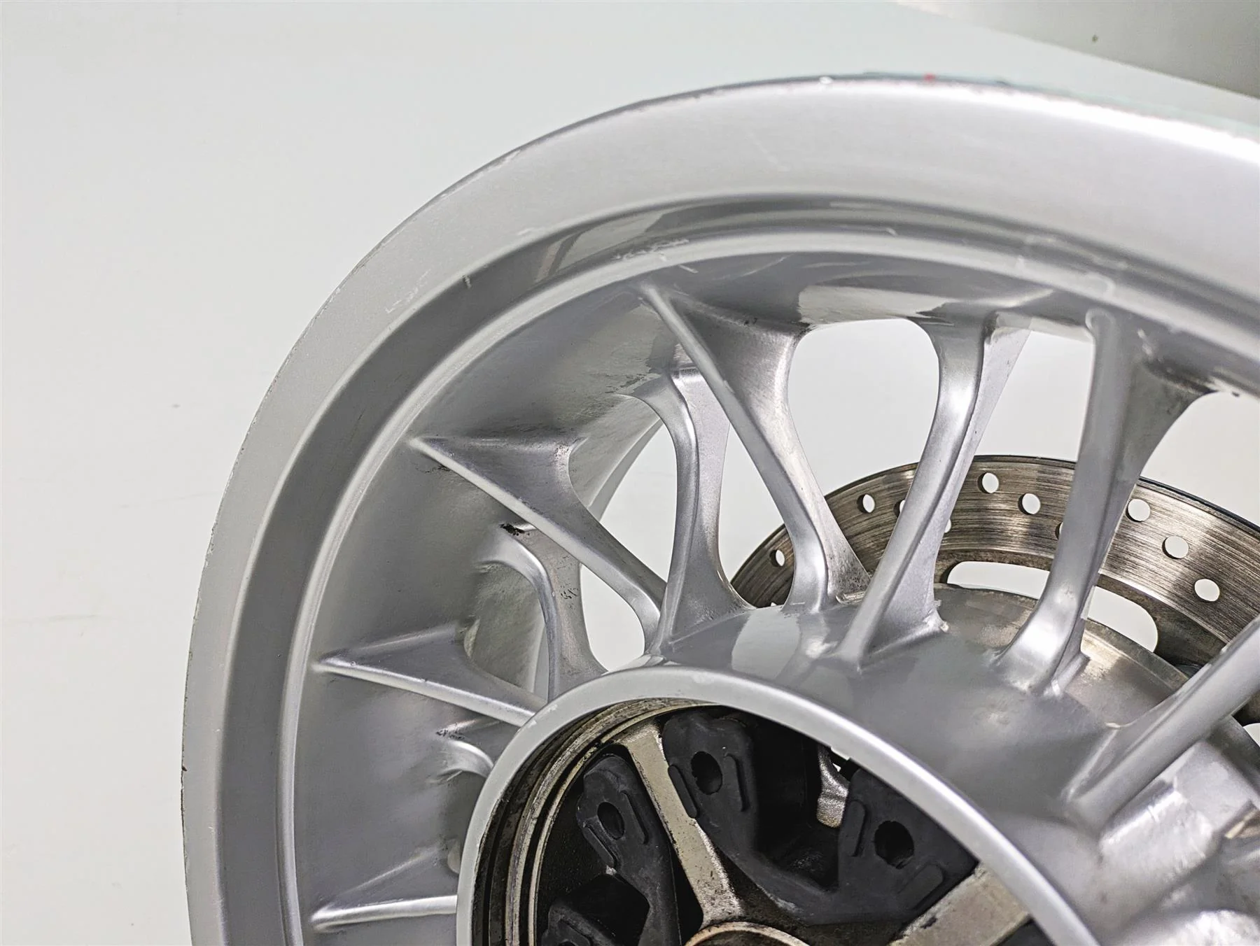 2014 Moto Guzzi California 1400 T 16x6 Rear Wheel Rim 887529 - Image 8