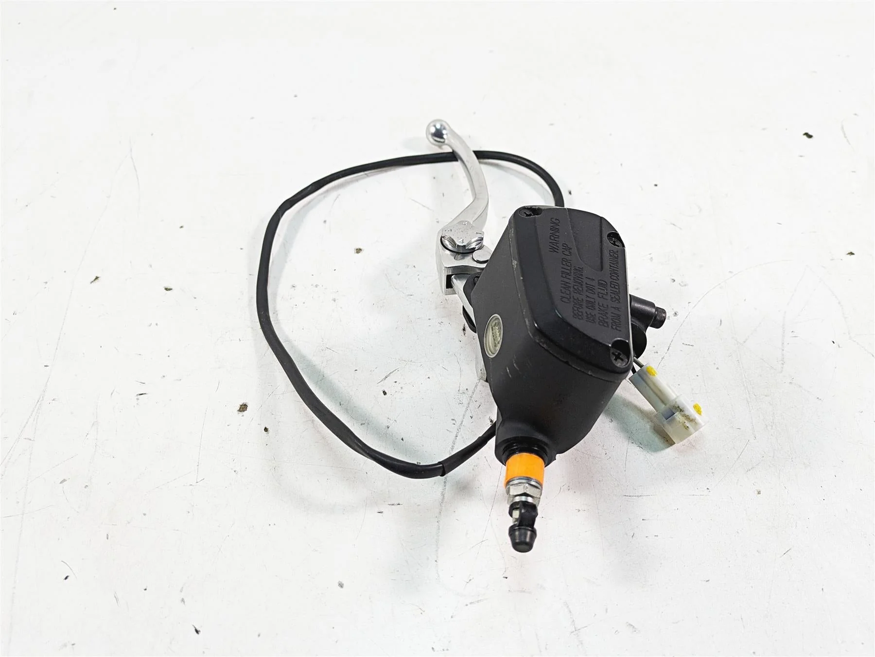2014 Moto Guzzi California 1400 T Front Brake Master Cylinder 5/8" 887764 - Image 4