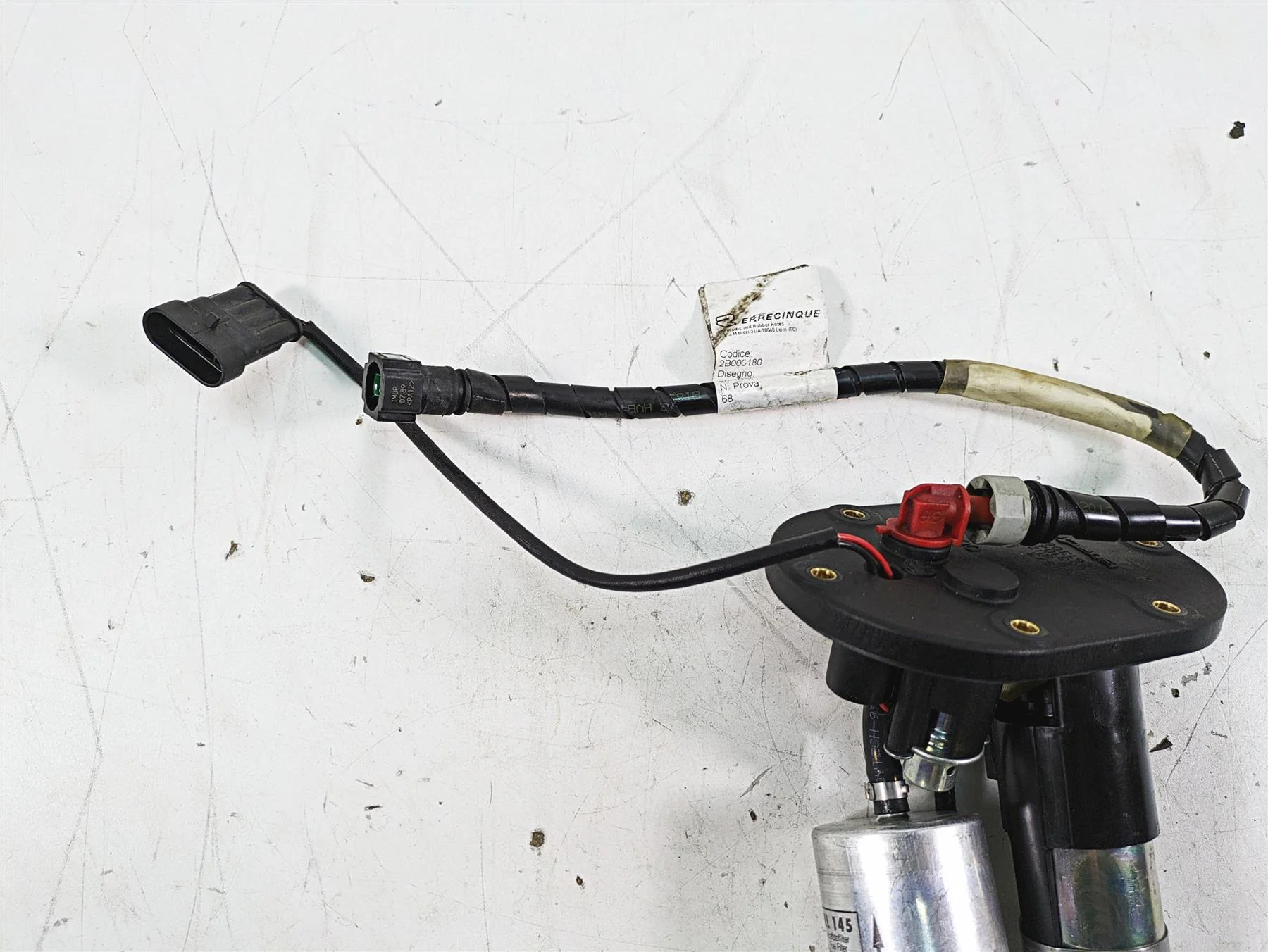 2014 Moto Guzzi California 1400 T Fuel Gas Petrol Pump - Tested B063104 - Image 6