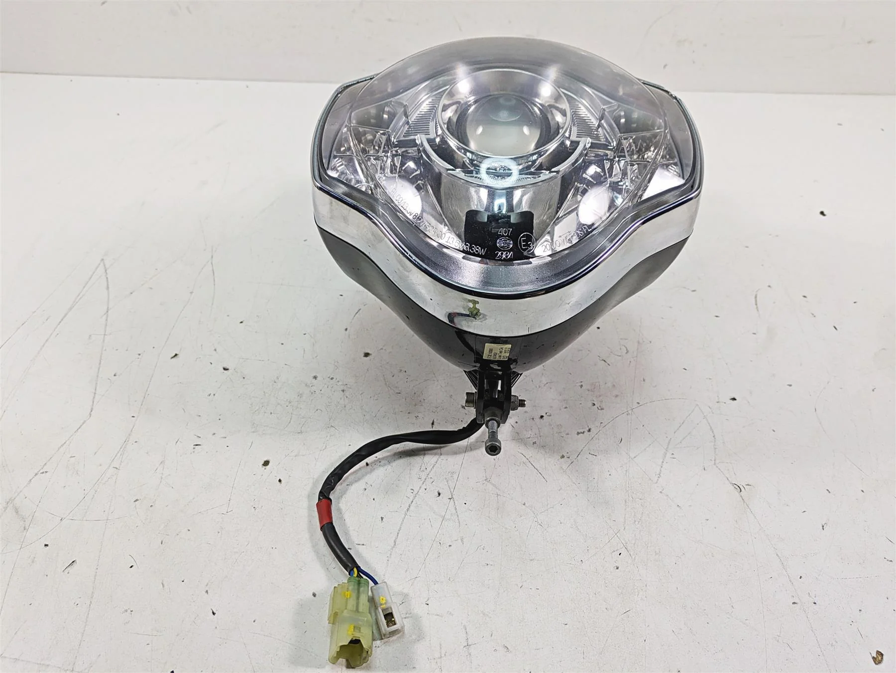 2014 Moto Guzzi California 1400 T Headlight Head Light Lamp & Mounts 887453 - Image 2