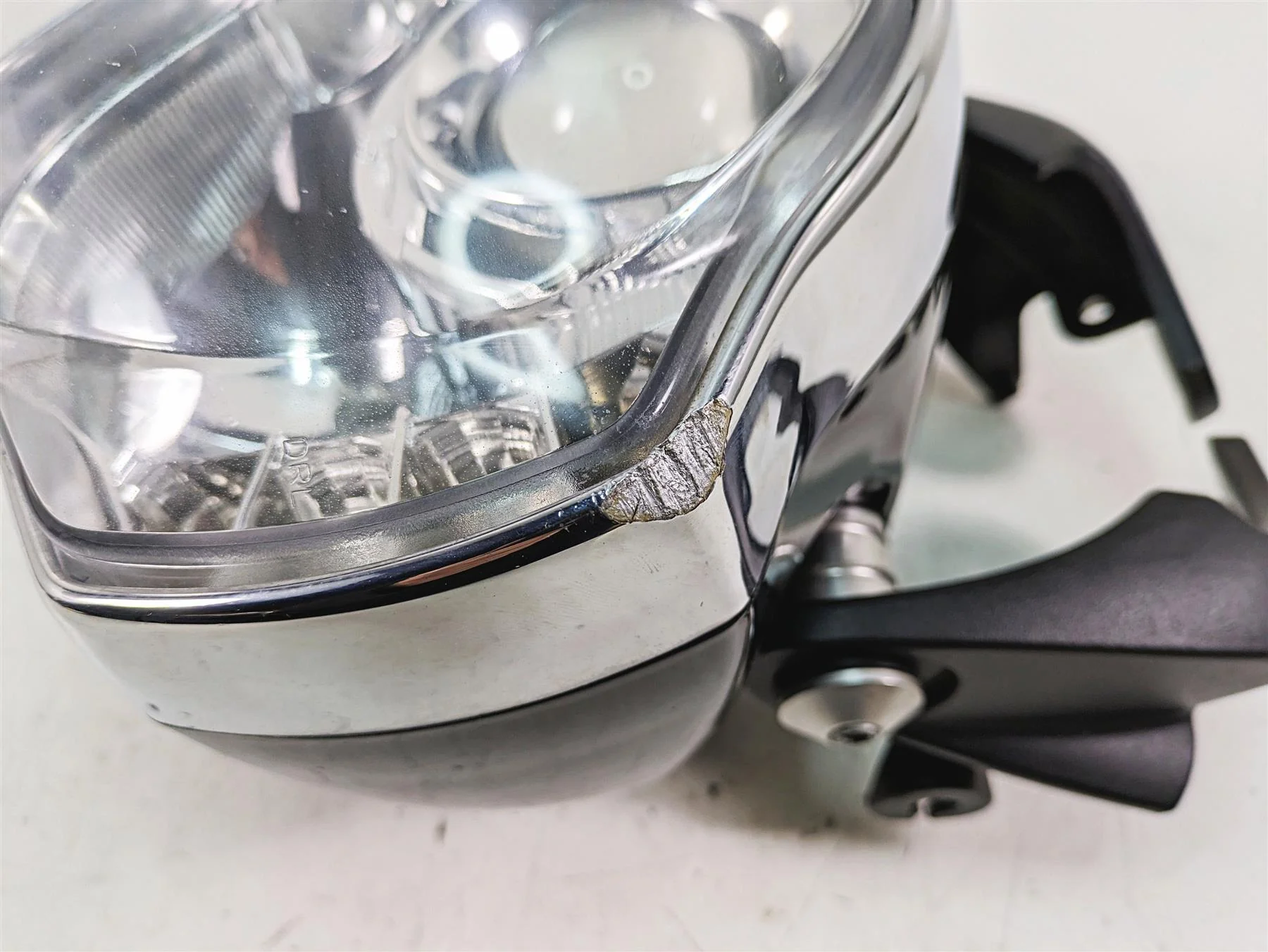 2014 Moto Guzzi California 1400 T Headlight Head Light Lamp & Mounts 887453 - Image 4