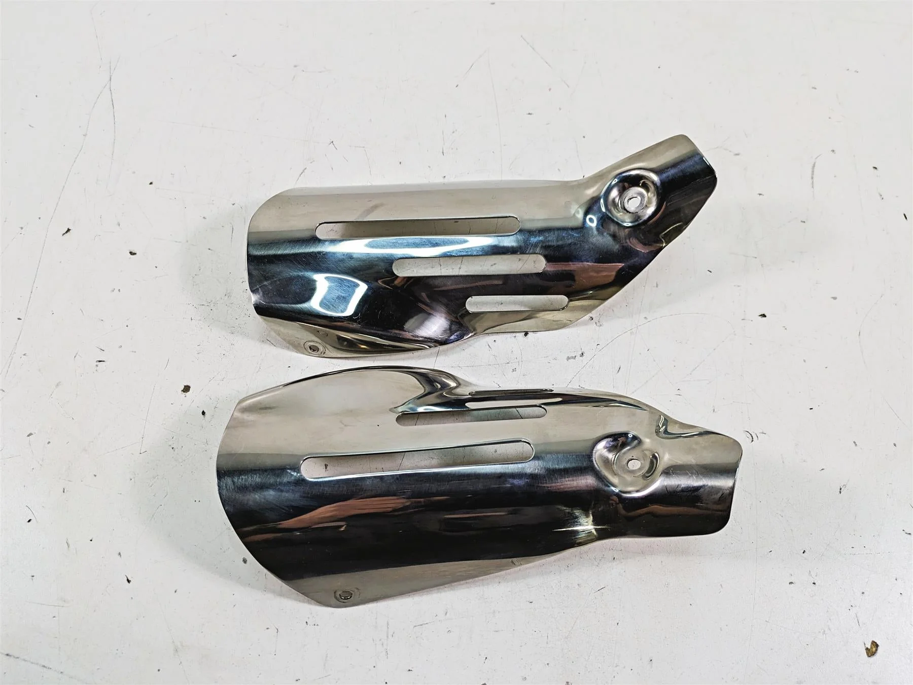 2014 Moto Guzzi California 1400 T Intake Chrome Cover Fairing Cowl Set B063158 - Image 4