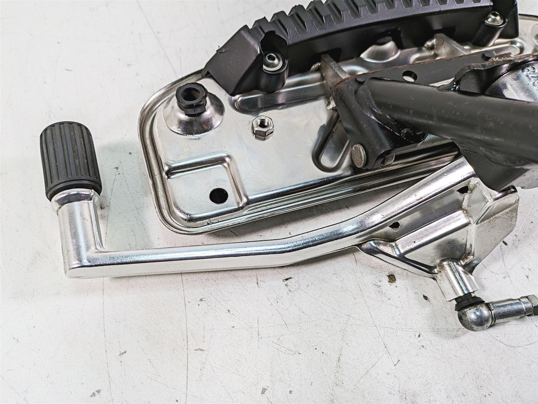 2014 Moto Guzzi California 1400 T Left Front Floorboard & Shifter Lever 887303 - Image 12