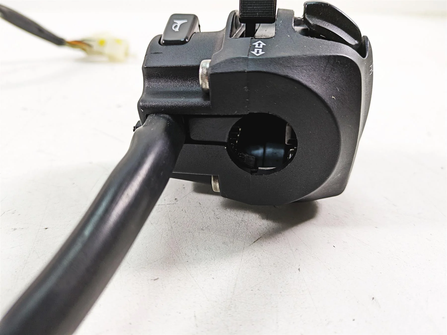2014 Moto Guzzi California 1400 T Left Hand Blinker Heat Control Switch 887795 - Image 11