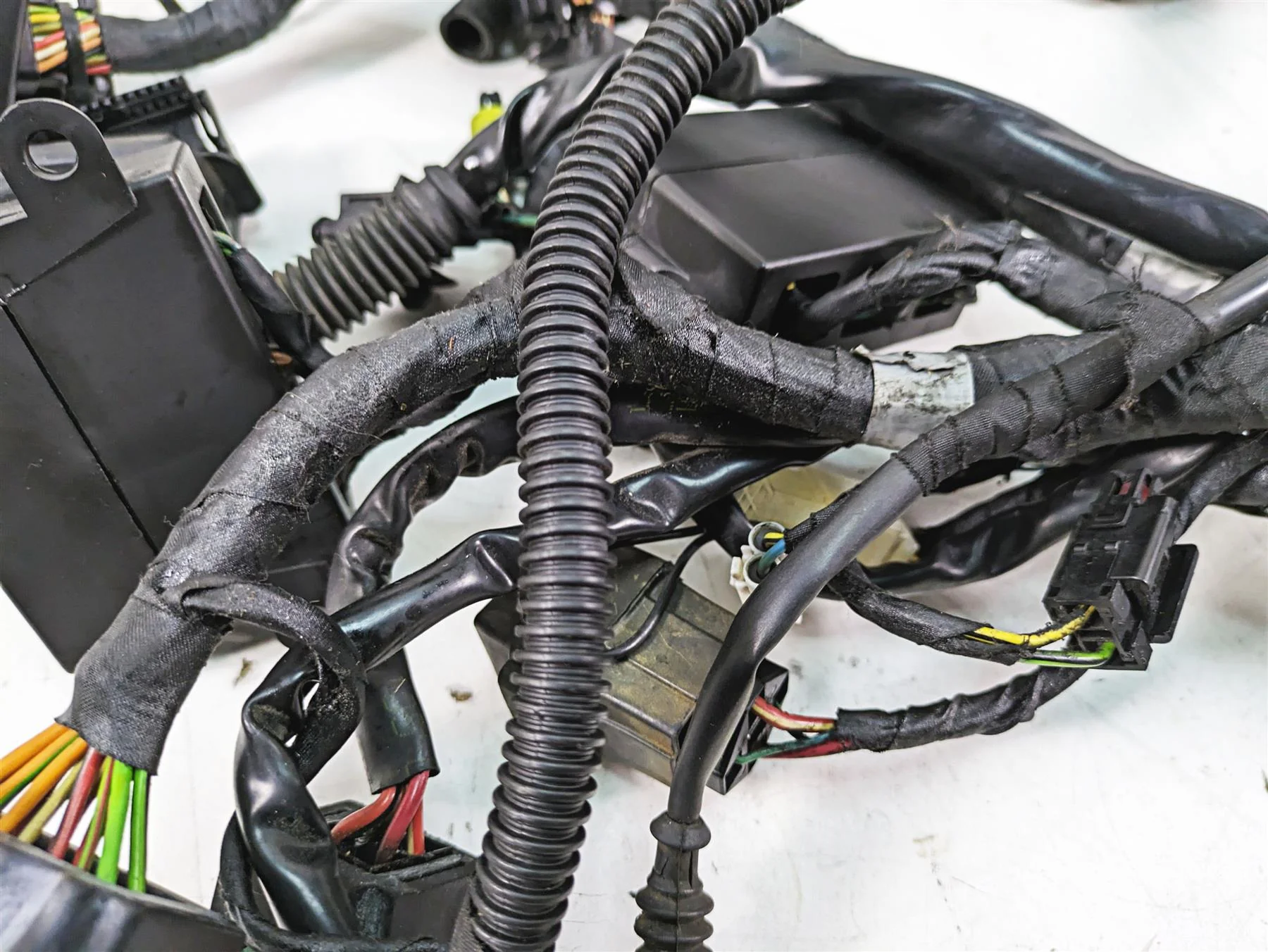 2014 Moto Guzzi California 1400 T Main Wiring Harness Loom - No Cut 2D000190 - Image 2