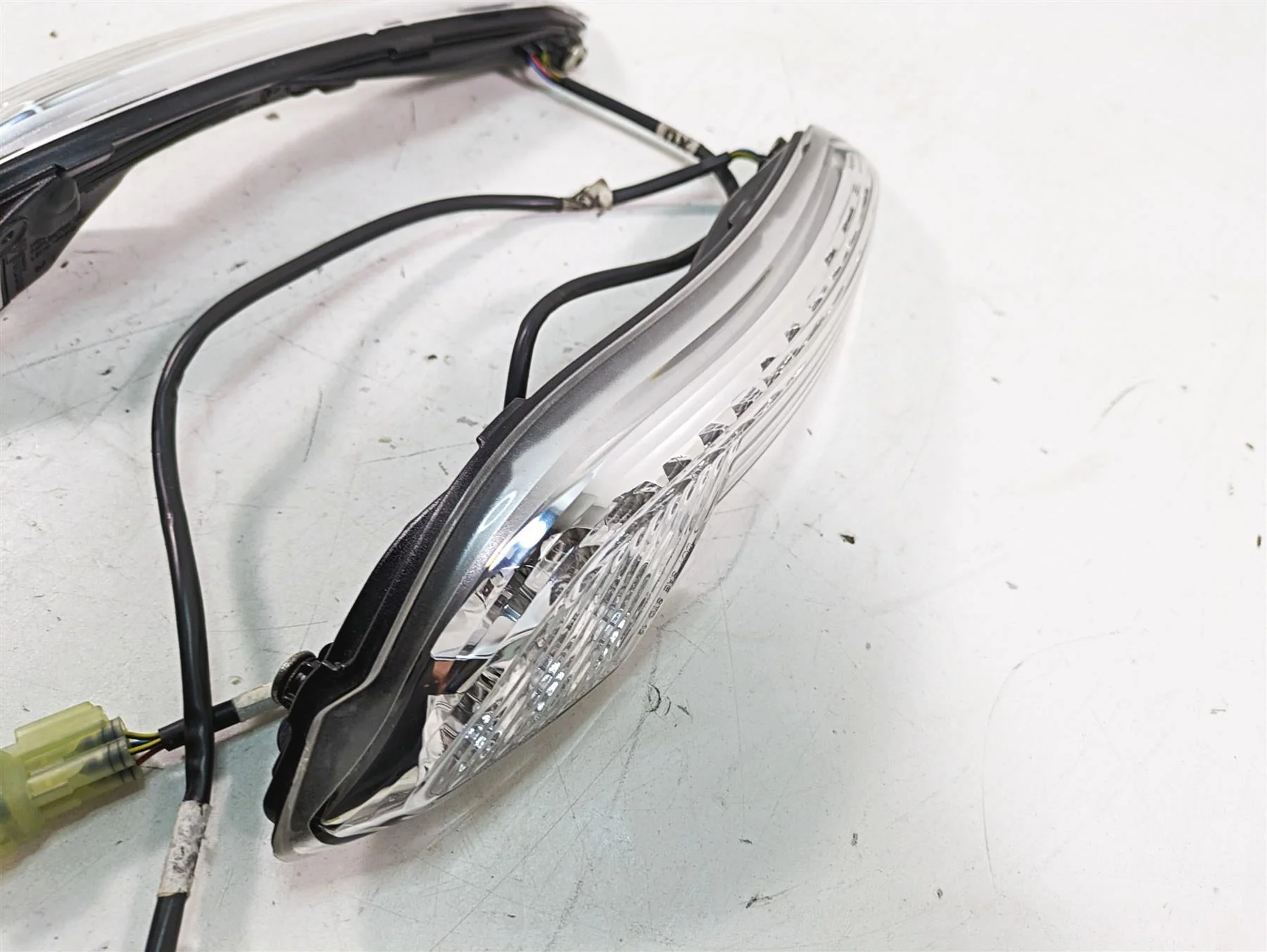 2014 Moto Guzzi California 1400 T Rear Fender Taillight Lamp Set 887536 887537 - Image 7