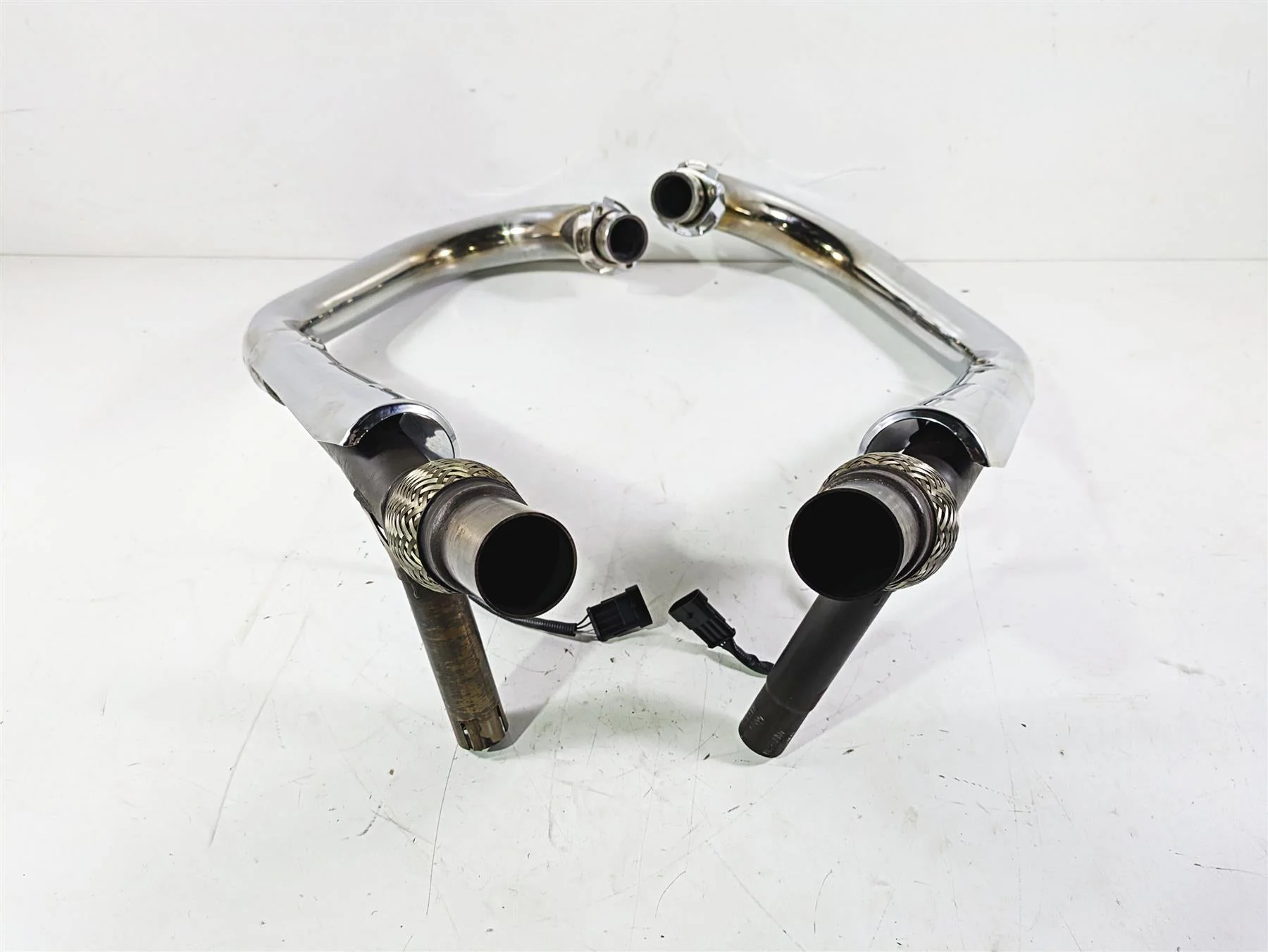 2014 Moto Guzzi California 1400 Touring Exhaust Header Set 2B000145 2B000146 - Image 3