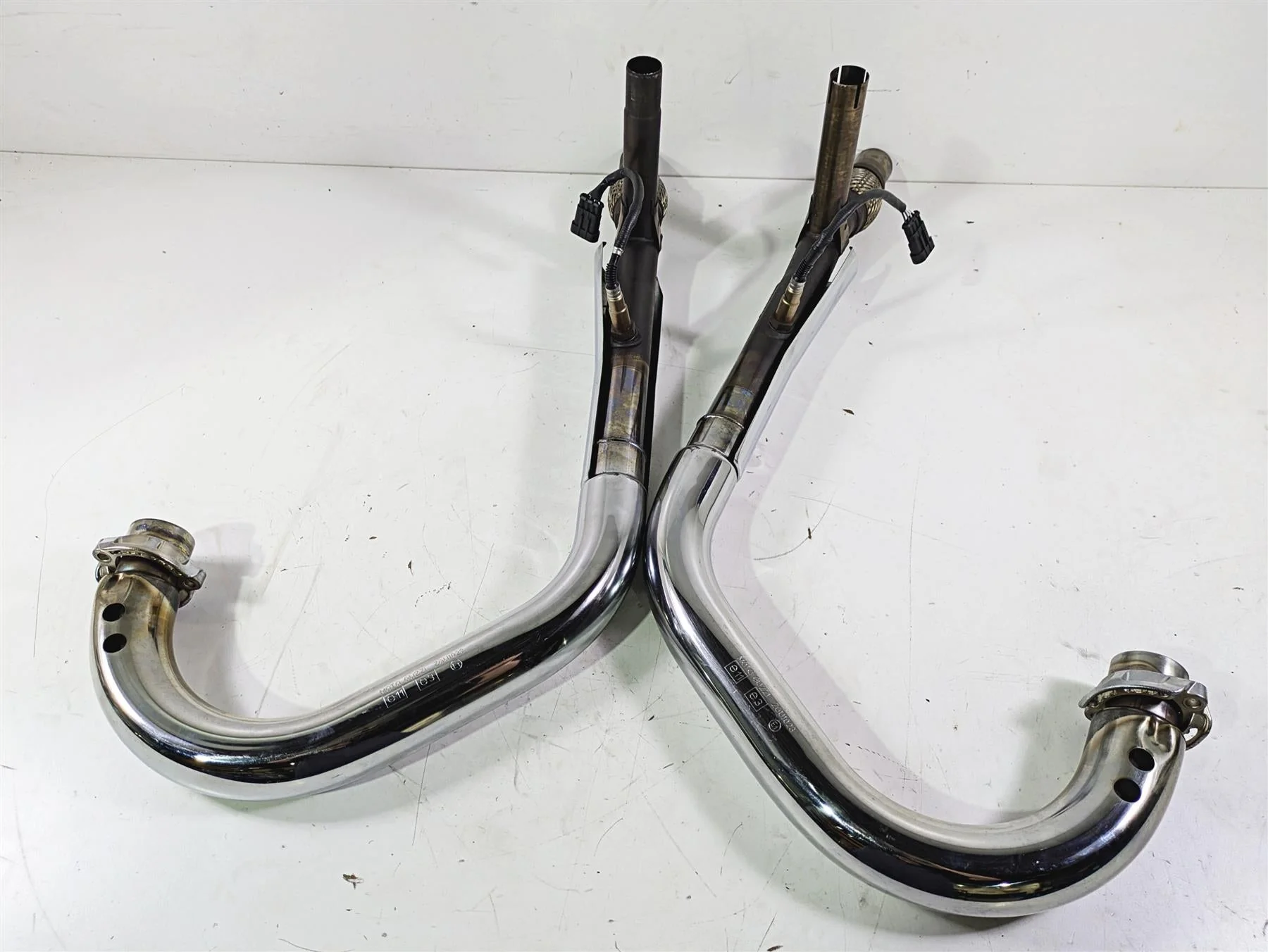 2014 Moto Guzzi California 1400 Touring Exhaust Header Set 2B000145 2B000146 - Image 6