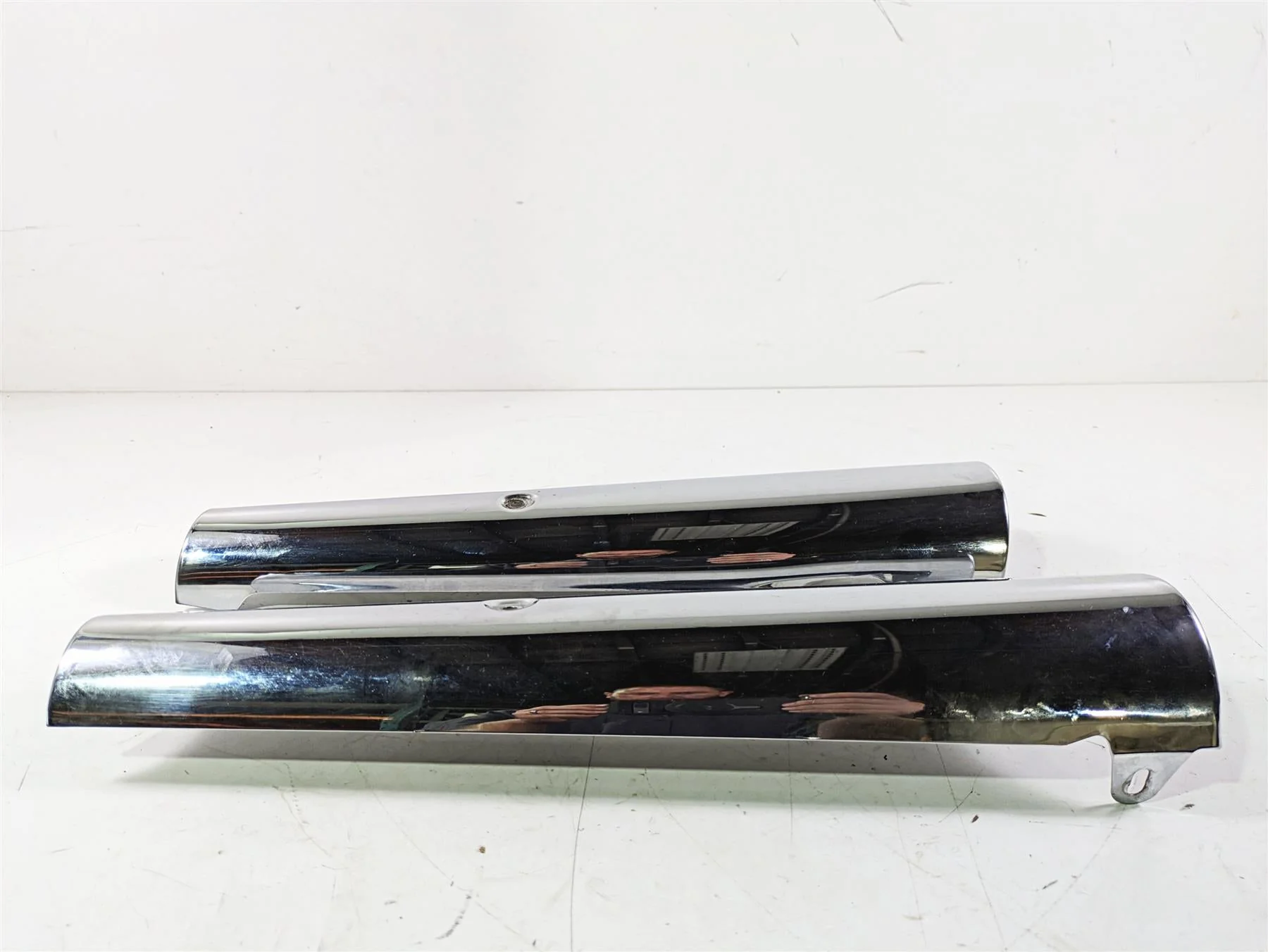 2014 Moto Guzzi California 1400 Touring Exhaust Heat Shield Cover Set B063595 B063596 - Image 3