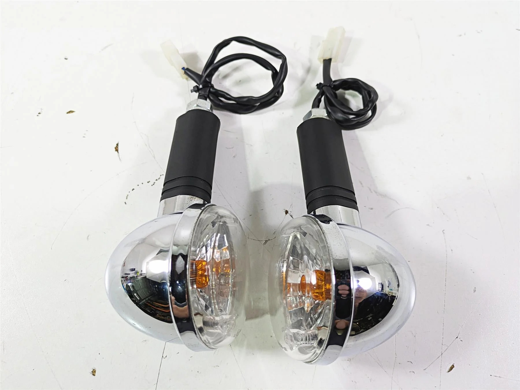 2014 Moto Guzzi California 1400 Touring Front Blinker Turn Signals READ B063029 - Image 5