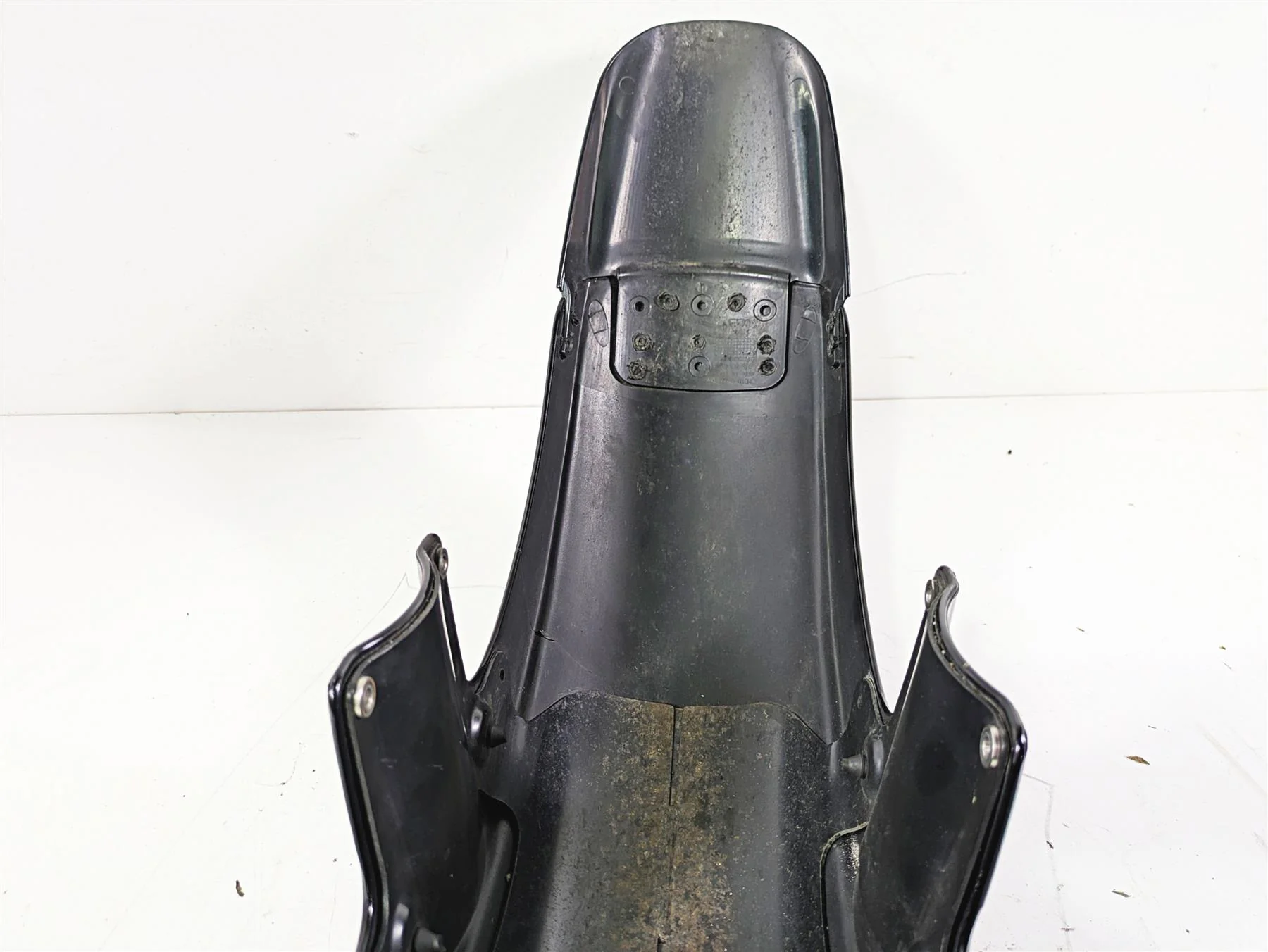 2014 Moto Guzzi California 1400 Touring Front Fender B064099 - Image 5