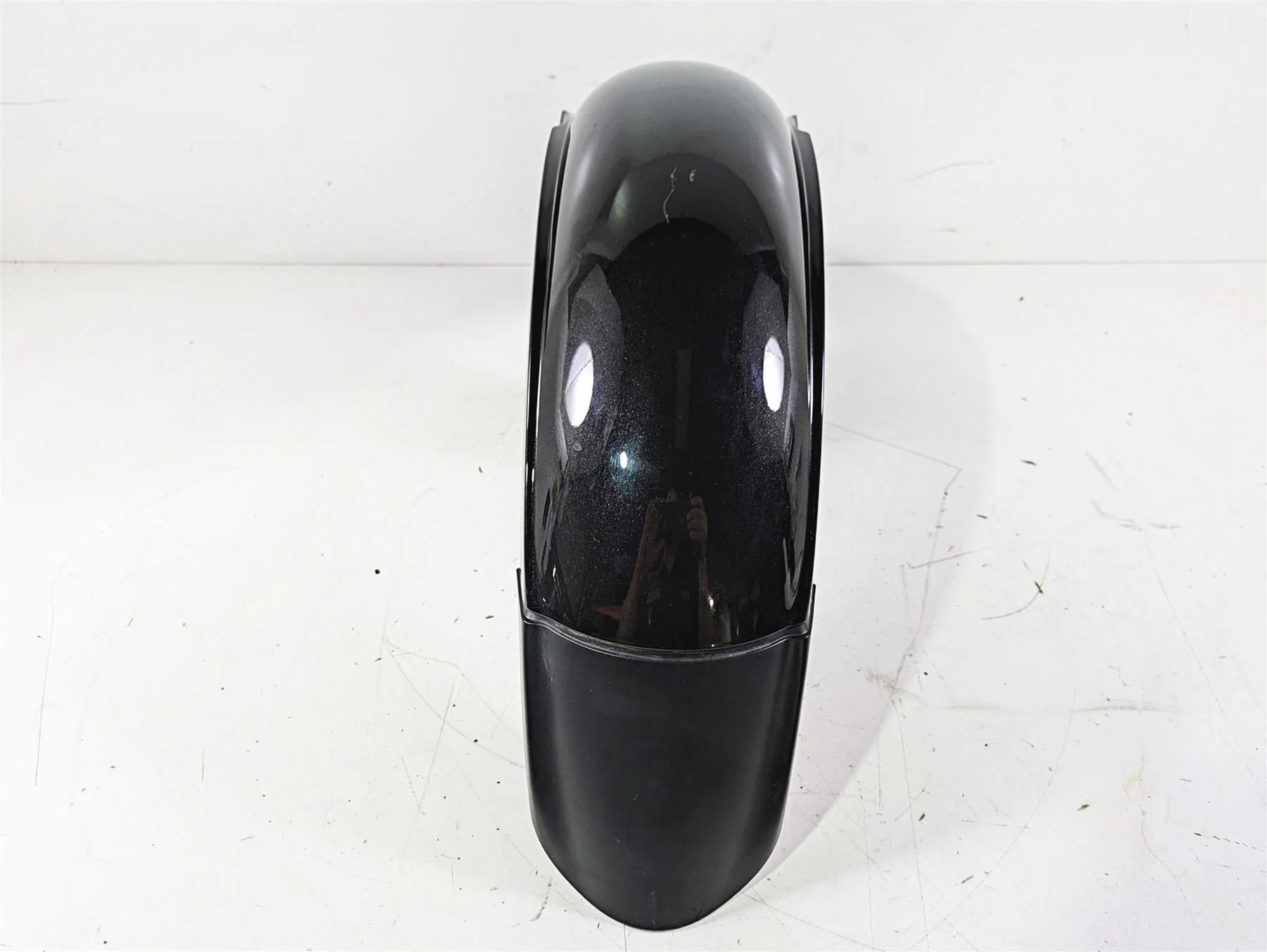 2014 Moto Guzzi California 1400 Touring Front Fender B064099 - Image 6
