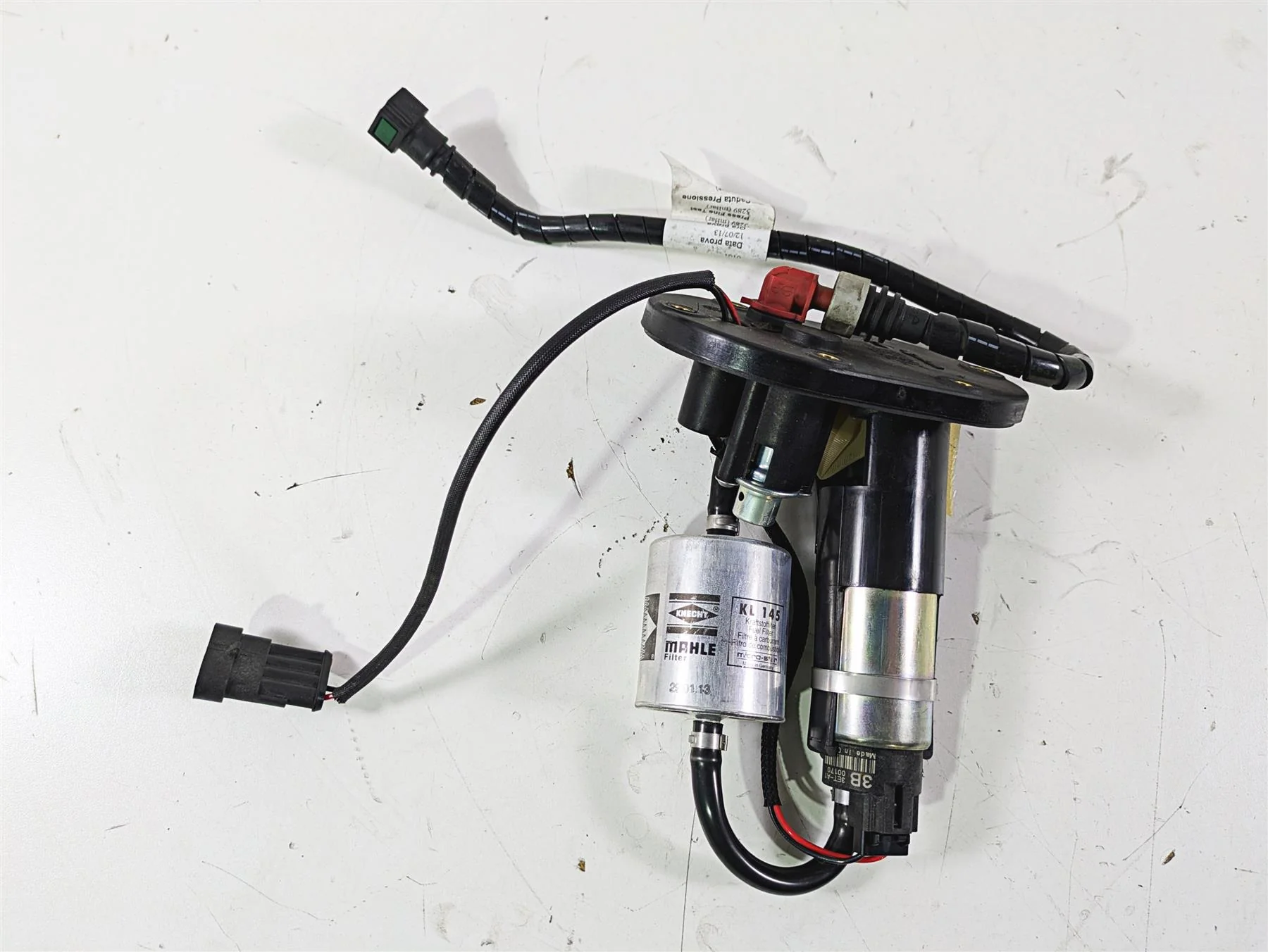 2014 Moto Guzzi California 1400 Touring Fuel Gas Petrol Pump Tested B063104 - Image 2
