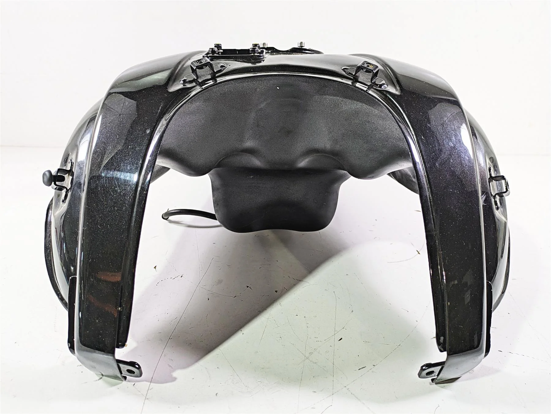 2014 Moto Guzzi California 1400 Touring Fuel Gas Petrol Tank 2B000147 - Image 6