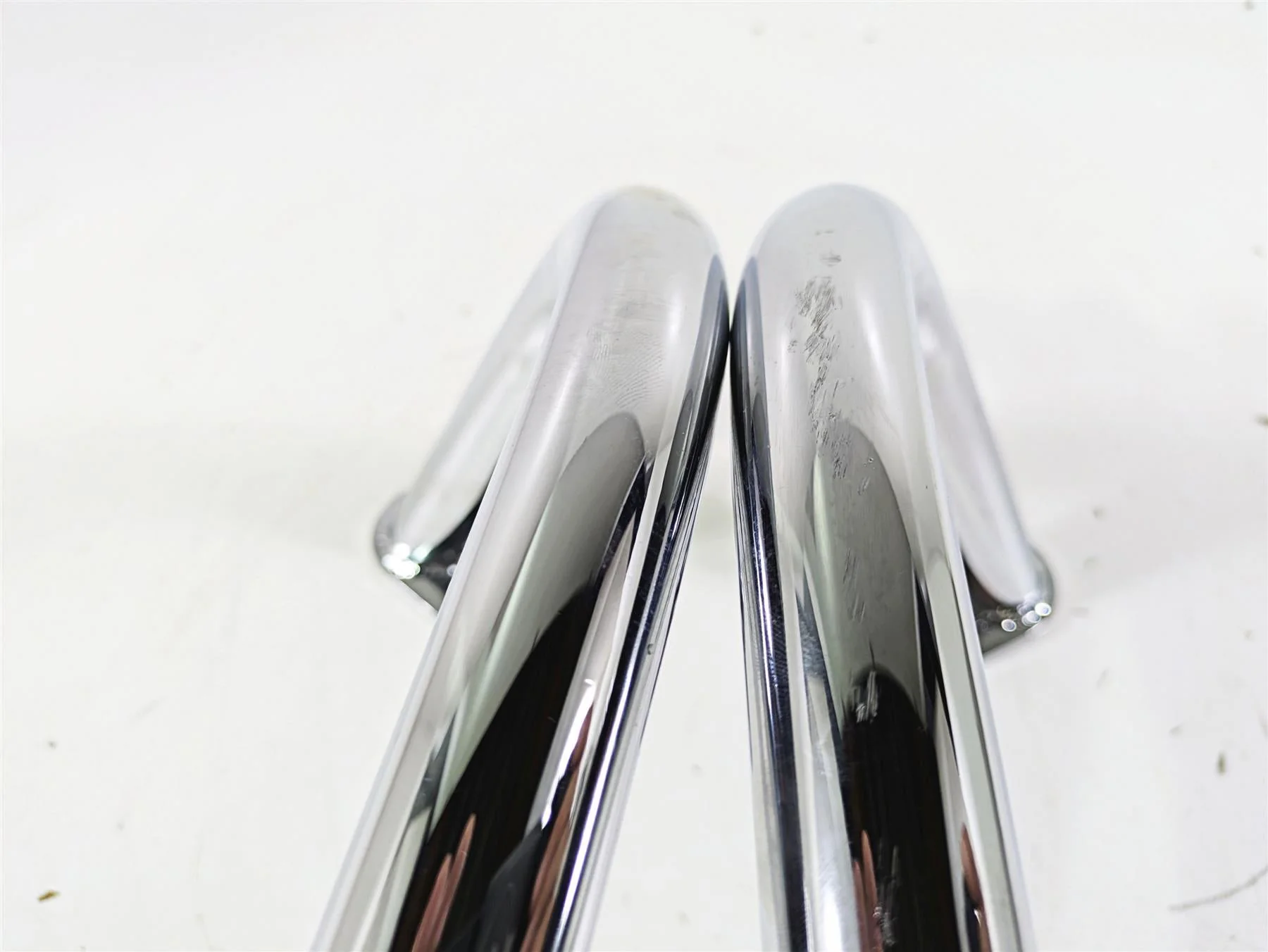 2014 Moto Guzzi California 1400 Touring Highway Bar Engine Guard Set B063577 - Image 8