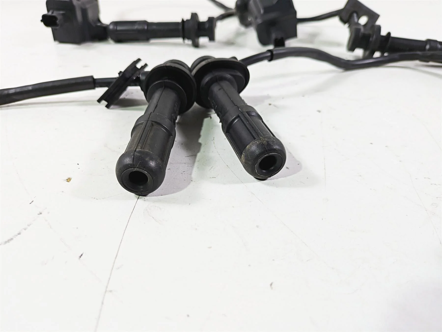 2014 Moto Guzzi California 1400 Touring Ignition Coil Wires Plug Set 641901 - Image 12