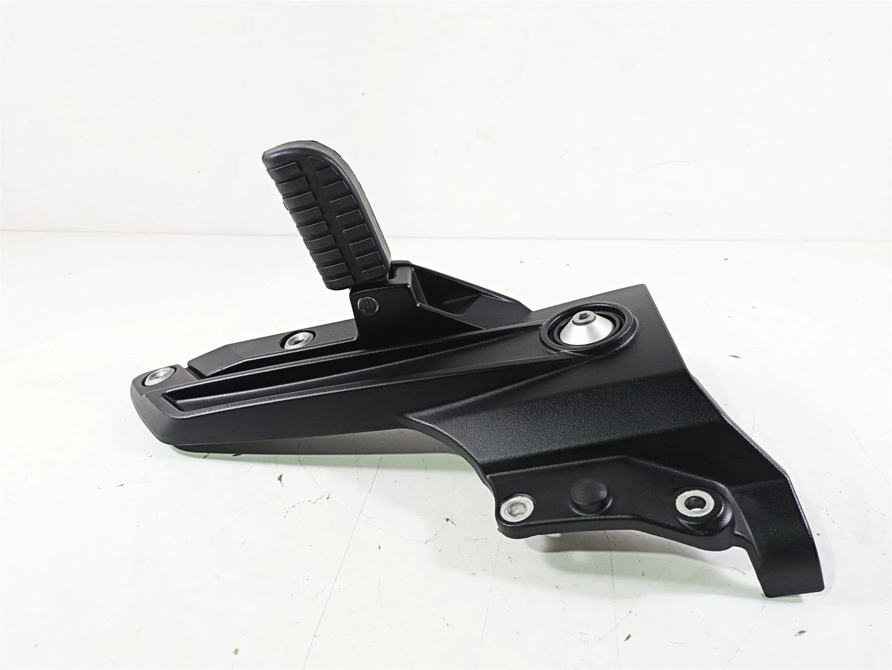 2014 Moto Guzzi California 1400 Touring Left Rear Footpeg + Bracket 88733100XNB