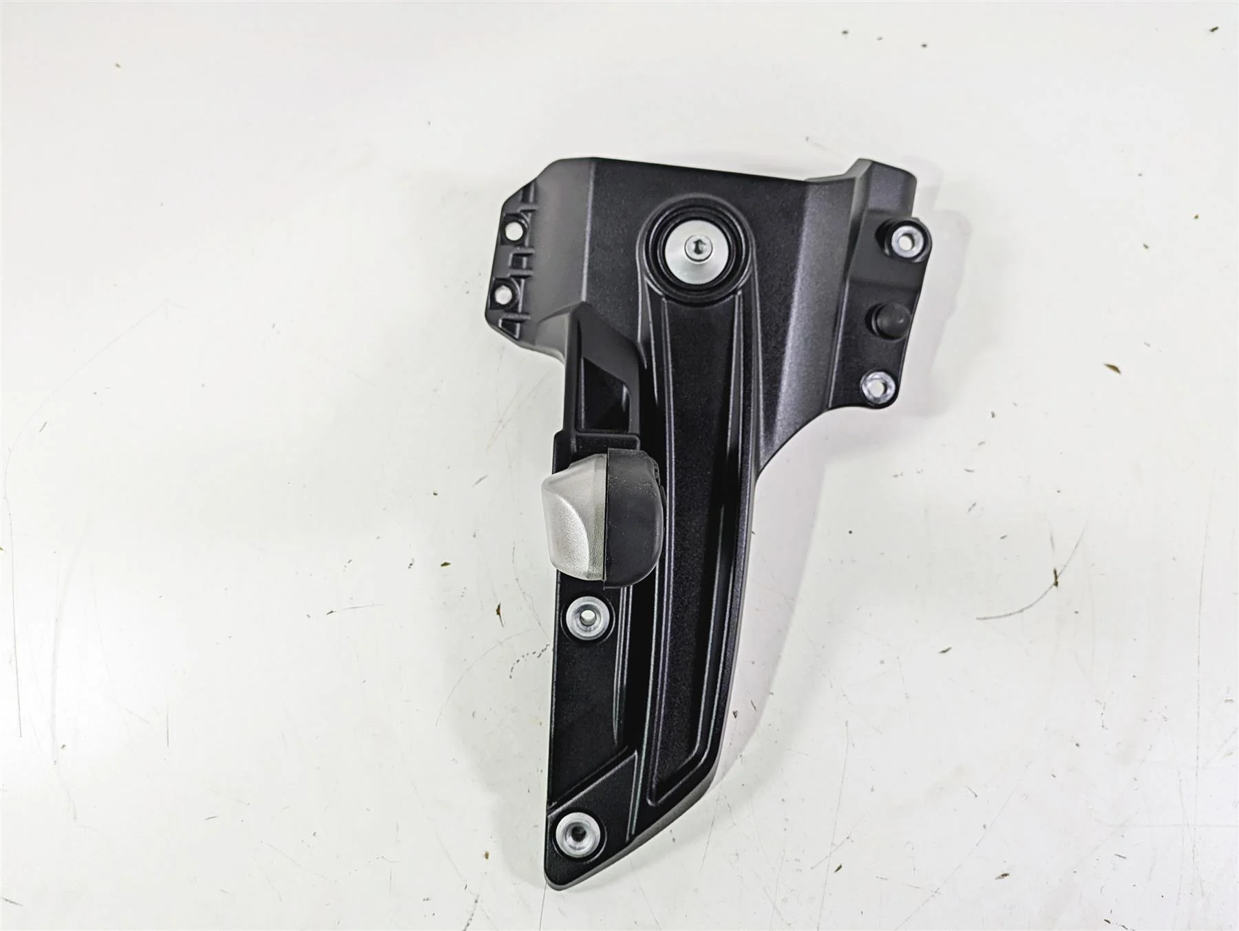 2014 Moto Guzzi California 1400 Touring Left Rear Footpeg + Bracket 88733100XNB - Image 11