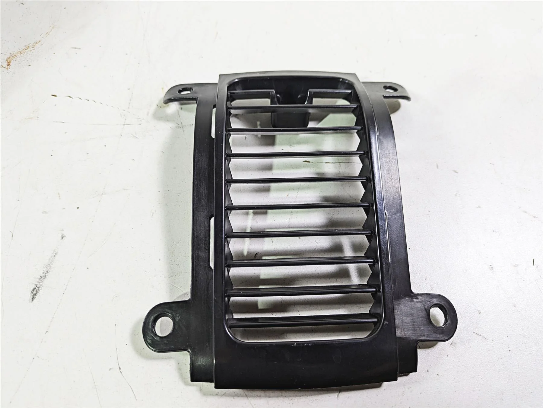2014 Moto Guzzi California 1400 Touring Neck Frame Cover Fairing Set B063717 - Image 10