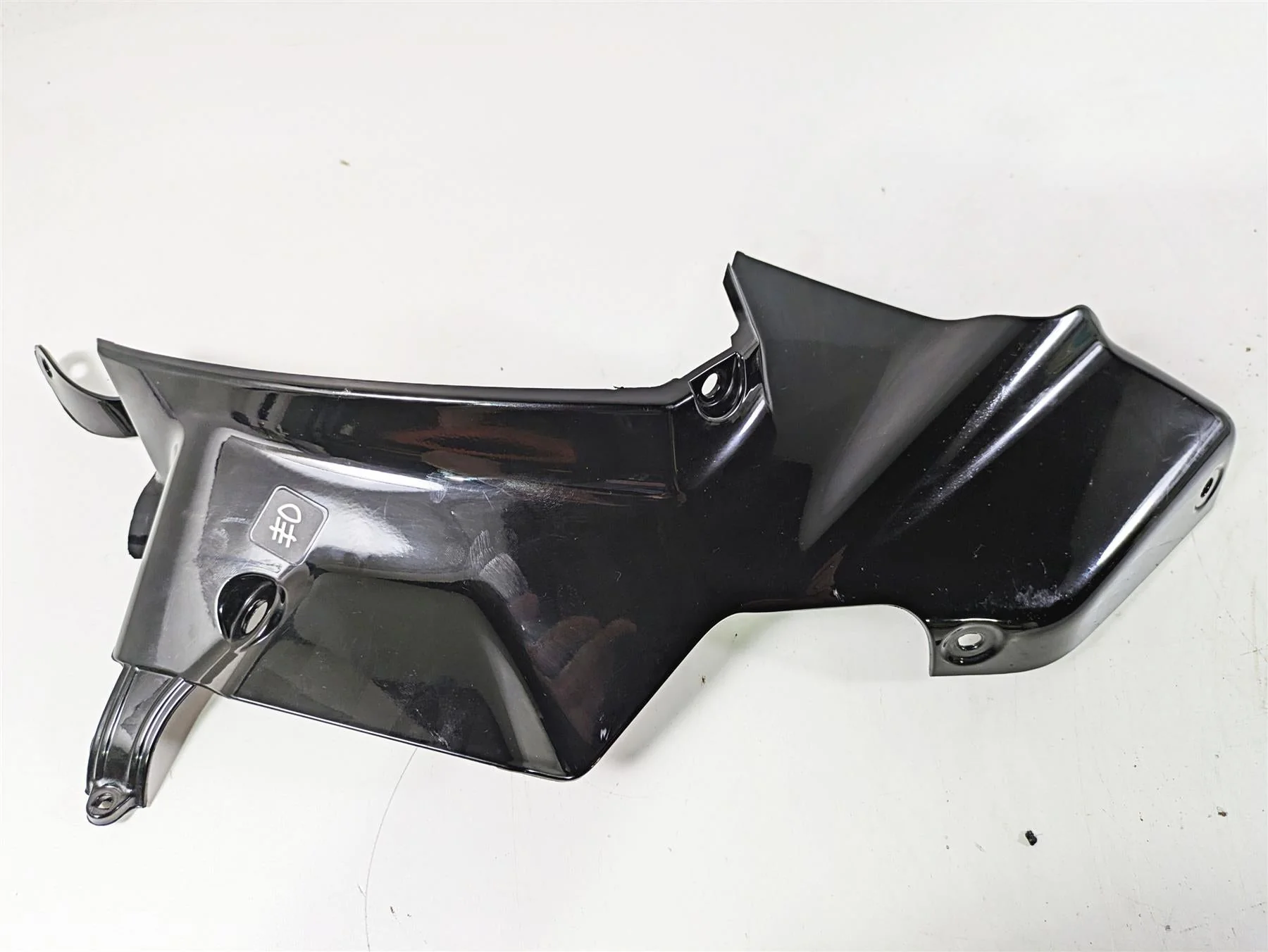2014 Moto Guzzi California 1400 Touring Neck Frame Cover Fairing Set B063717 - Image 9