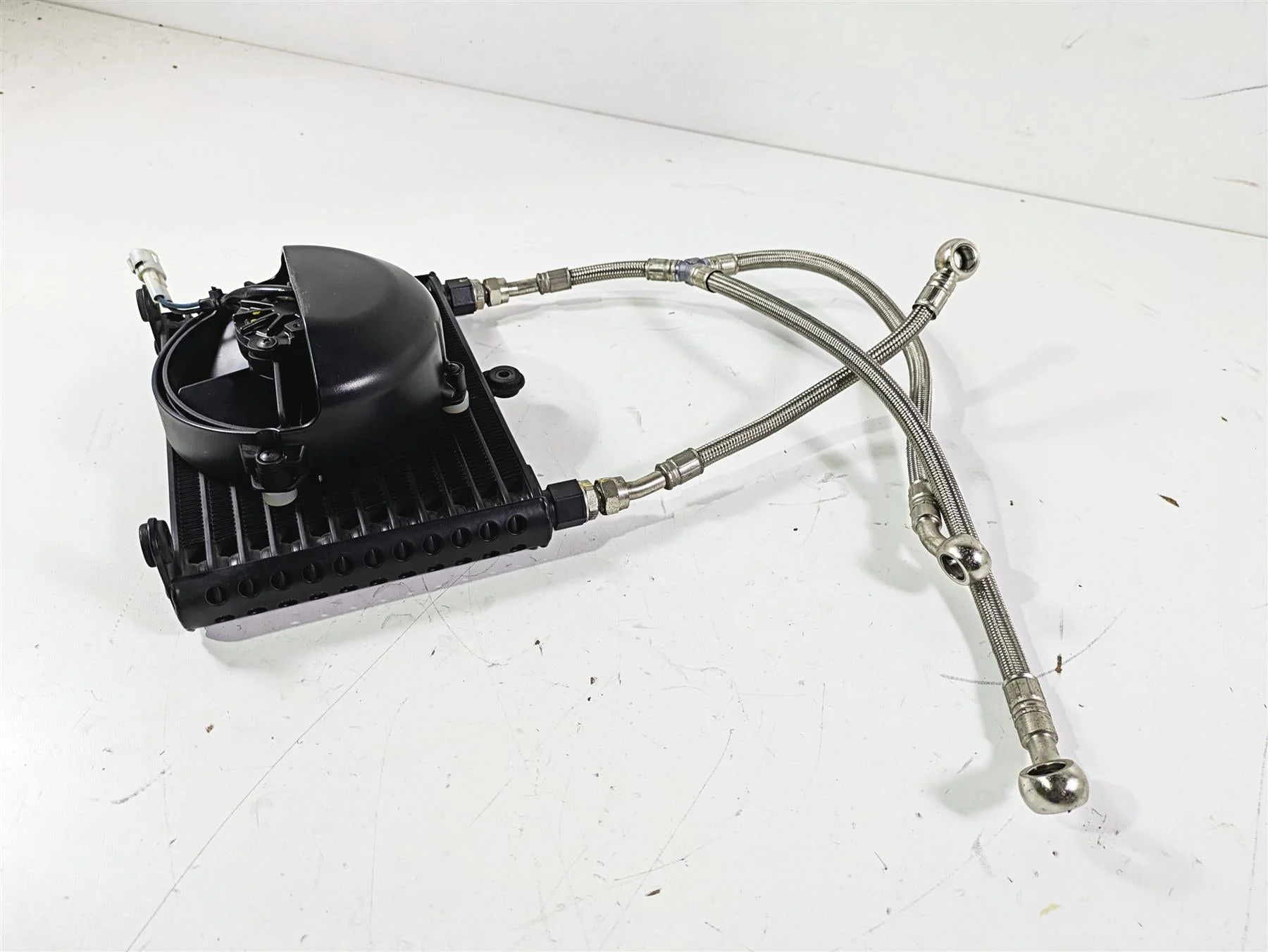 2014 Moto Guzzi California 1400 Touring Oil Cooler Lines & Fan Set B063090 - Image 10